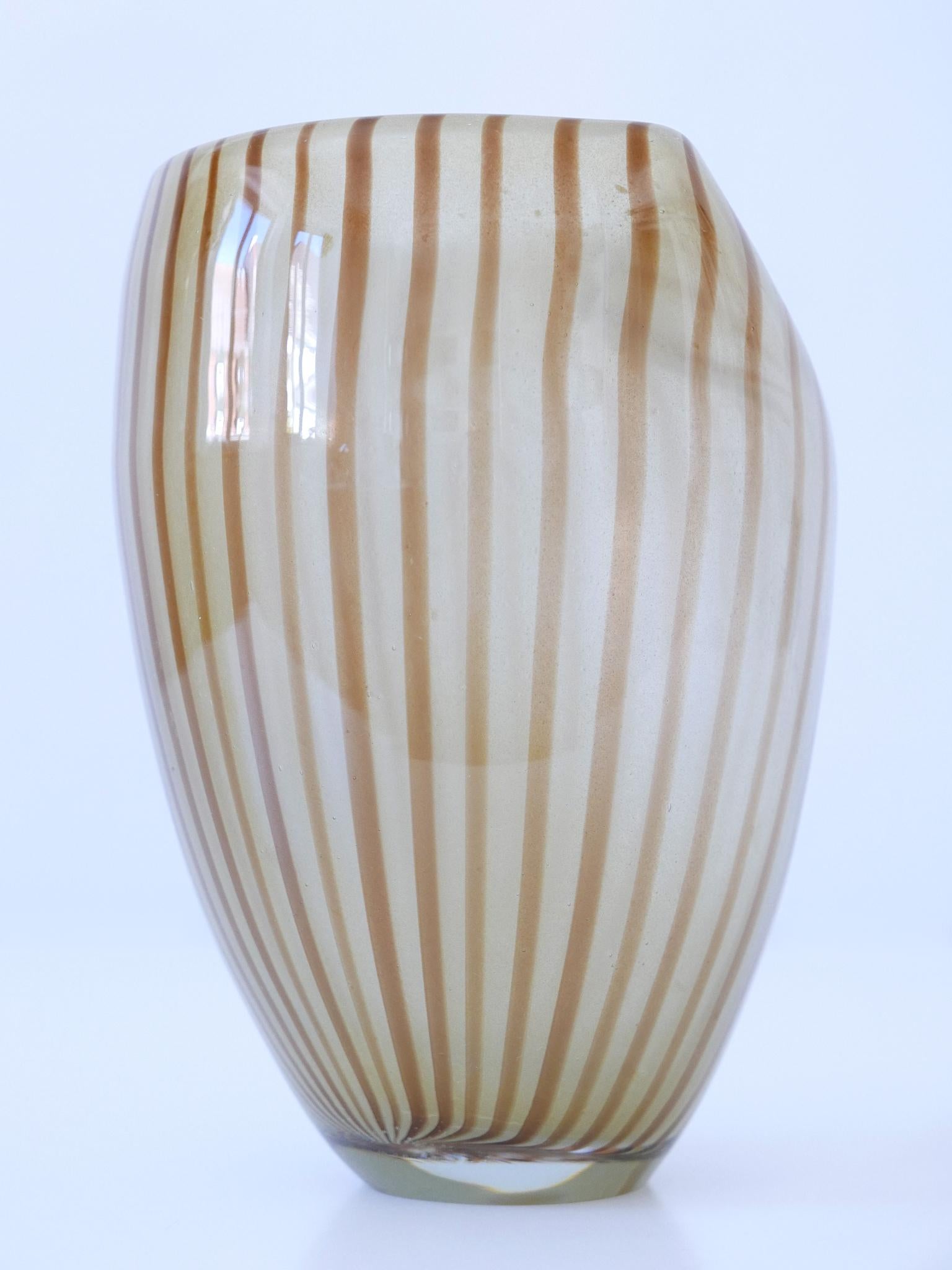 Decorative Mid Century Modern Murano Glass Vase Italy 1960s  For Sale 1