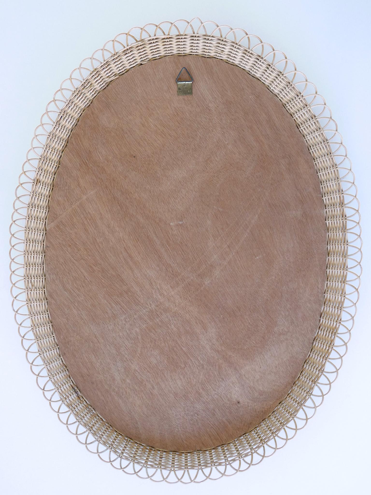 Decorative Mid-Century Modern Rattan Oval Wall Mirror Germany, 1960s For Sale 10