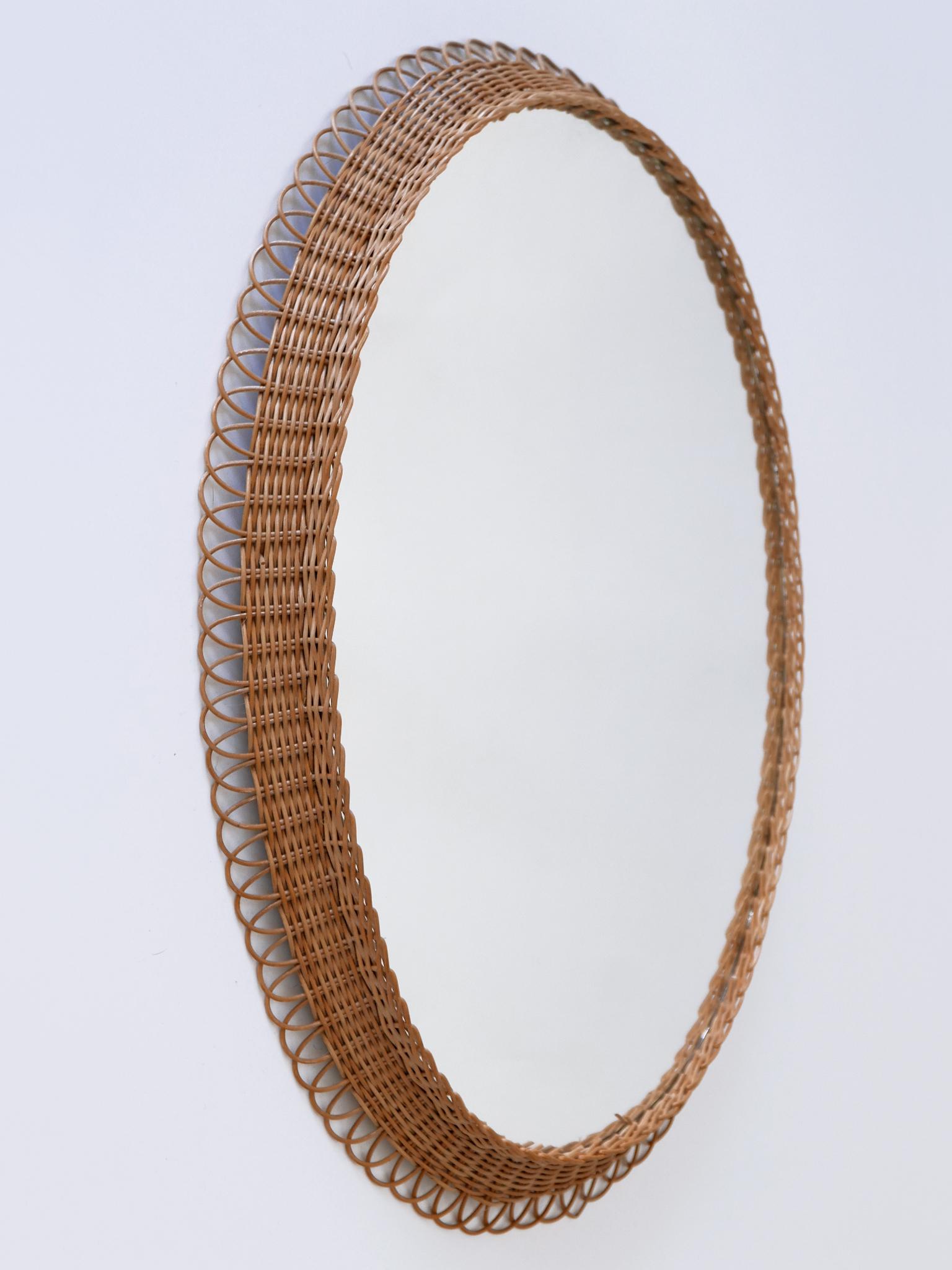 Mid-20th Century Decorative Mid-Century Modern Rattan Oval Wall Mirror Germany, 1960s For Sale