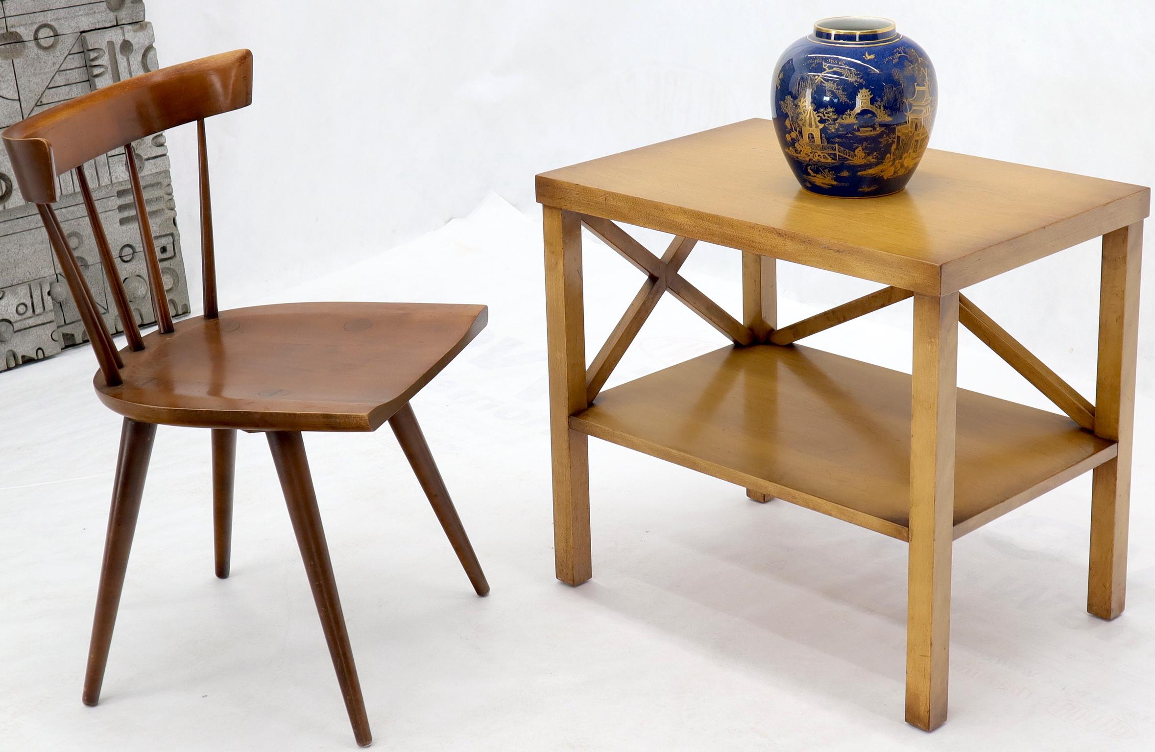 Decorative Mid-Century Modern X-base design end, lamp, corner table stand.