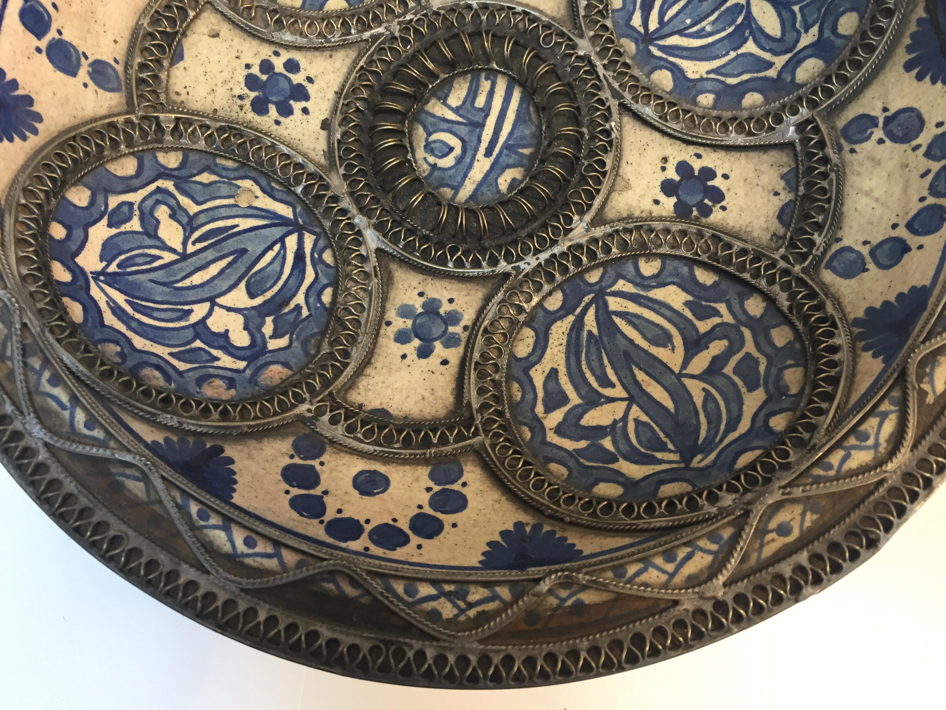 Dekorative marokkanische Keramikschale aus Fes in Blau und Weiß:: handgefertigt 7
