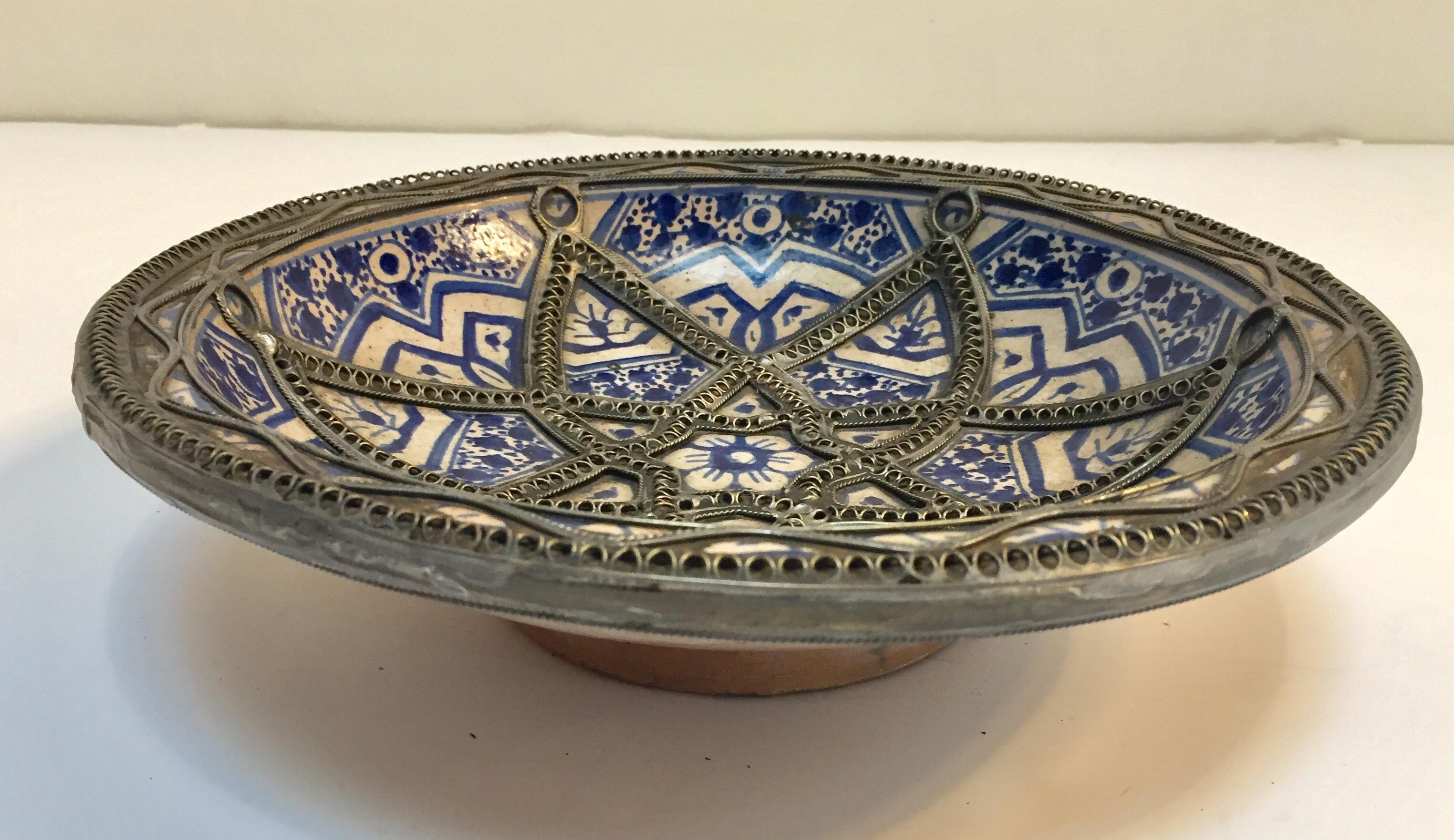 Decorative Moorish Blue and White Handcrafted Ceramic Bowl from Fez In Good Condition In North Hollywood, CA