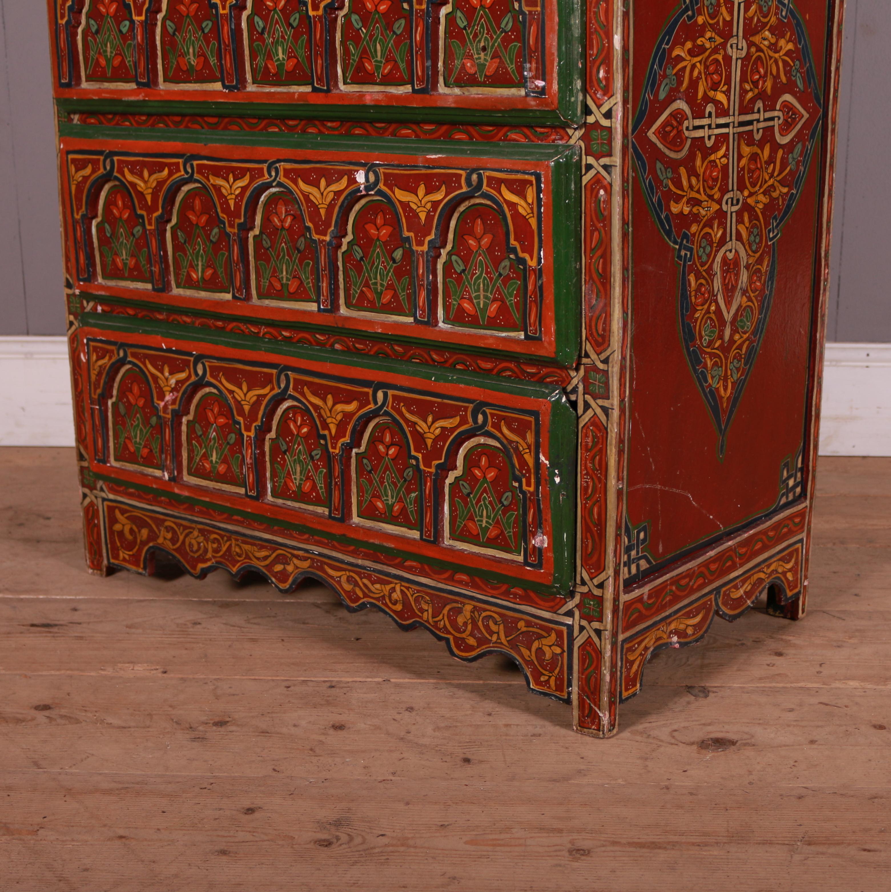 Decorative Moroccan Chest of Drawers In Good Condition For Sale In Leamington Spa, Warwickshire