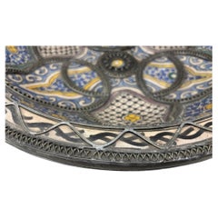 Antike marokkanische, handgefertigte maurische Keramikschale, blau und weiß, um 1920