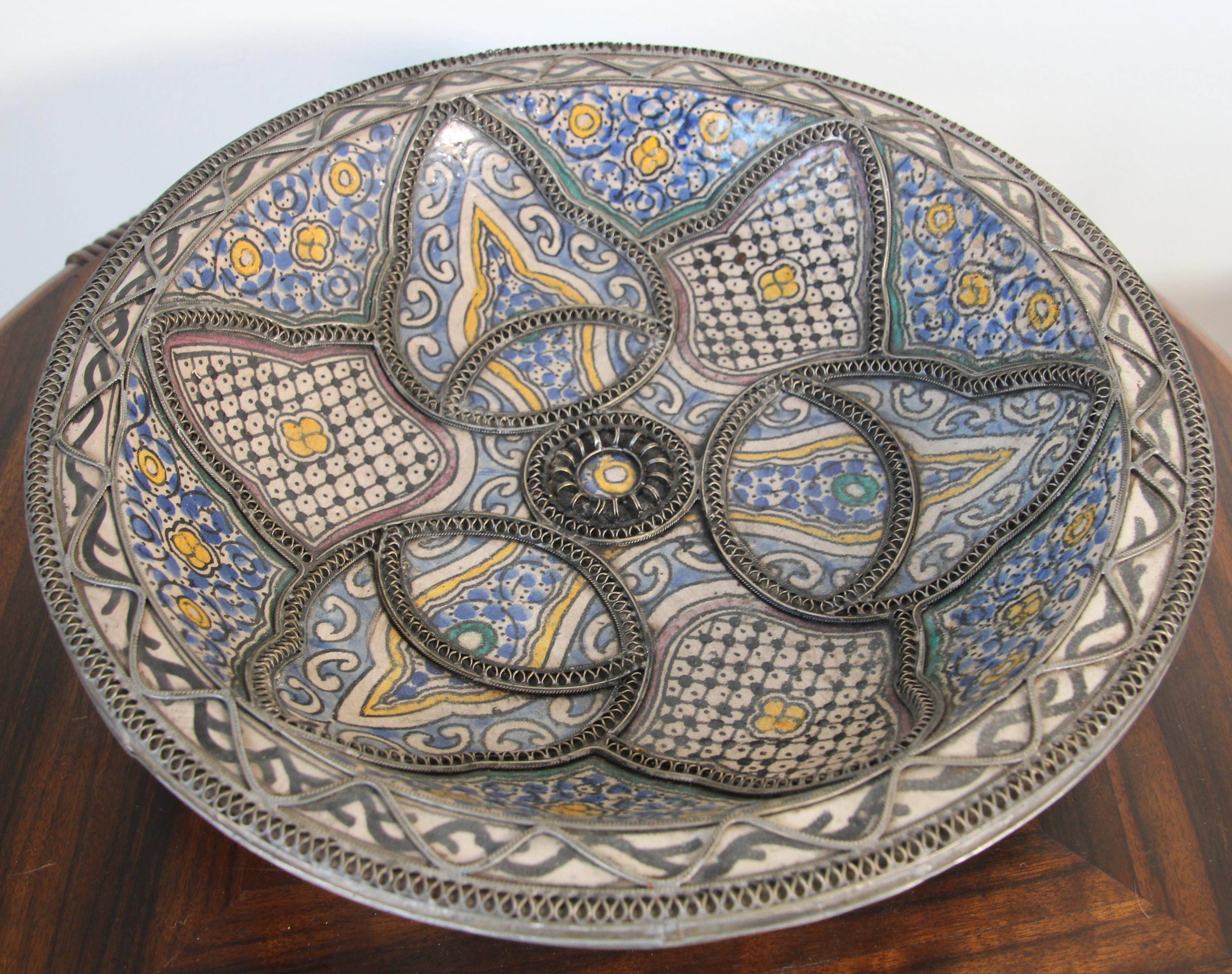 Hand-Crafted Decorative Moroccan Moorish Handcrafted Ceramic Bowl Dish from Fez For Sale
