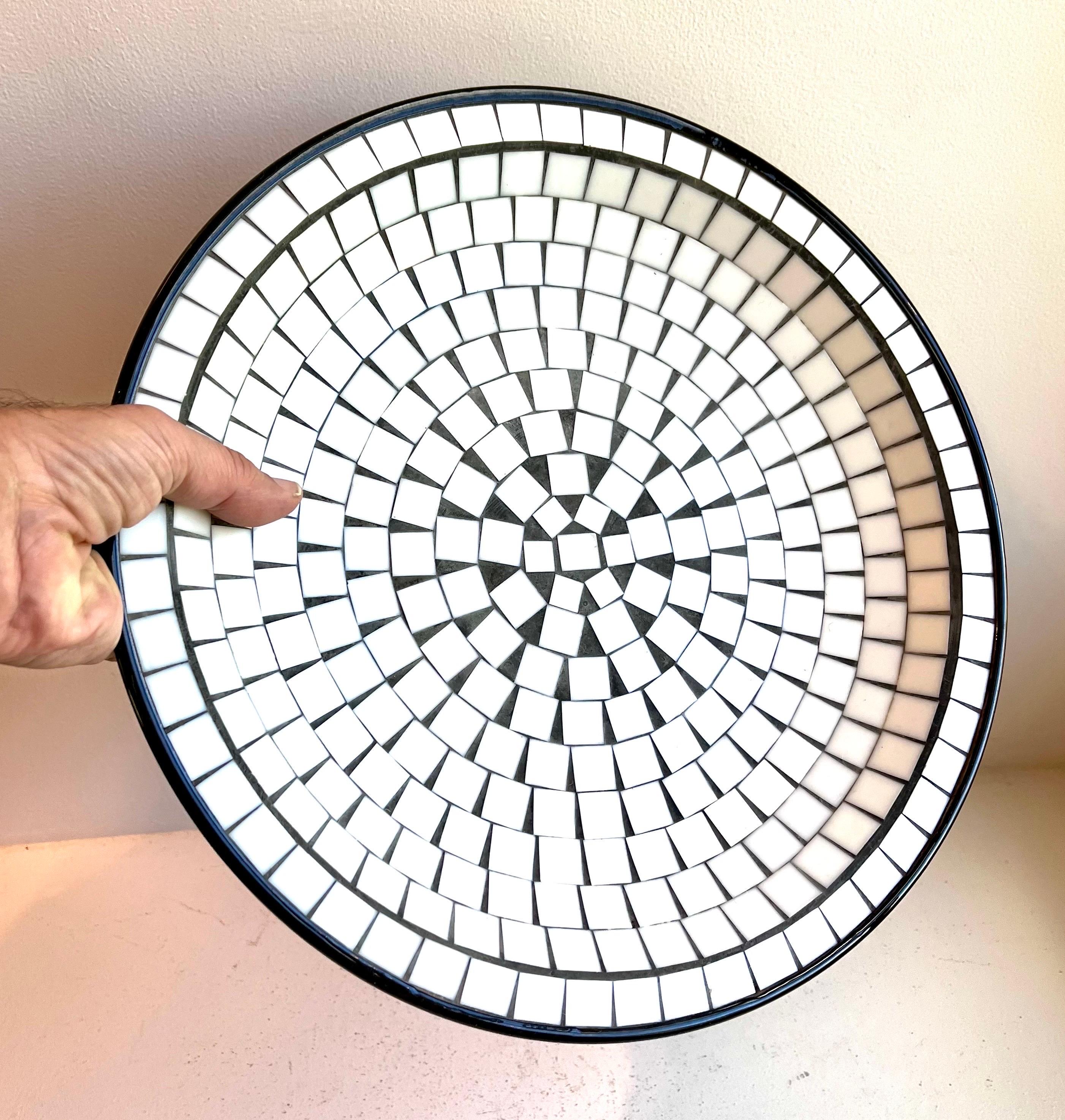 Mosaico Ciotola centrotavola decorativa con piastrelle a mosaico, danese, anni '70 in vendita