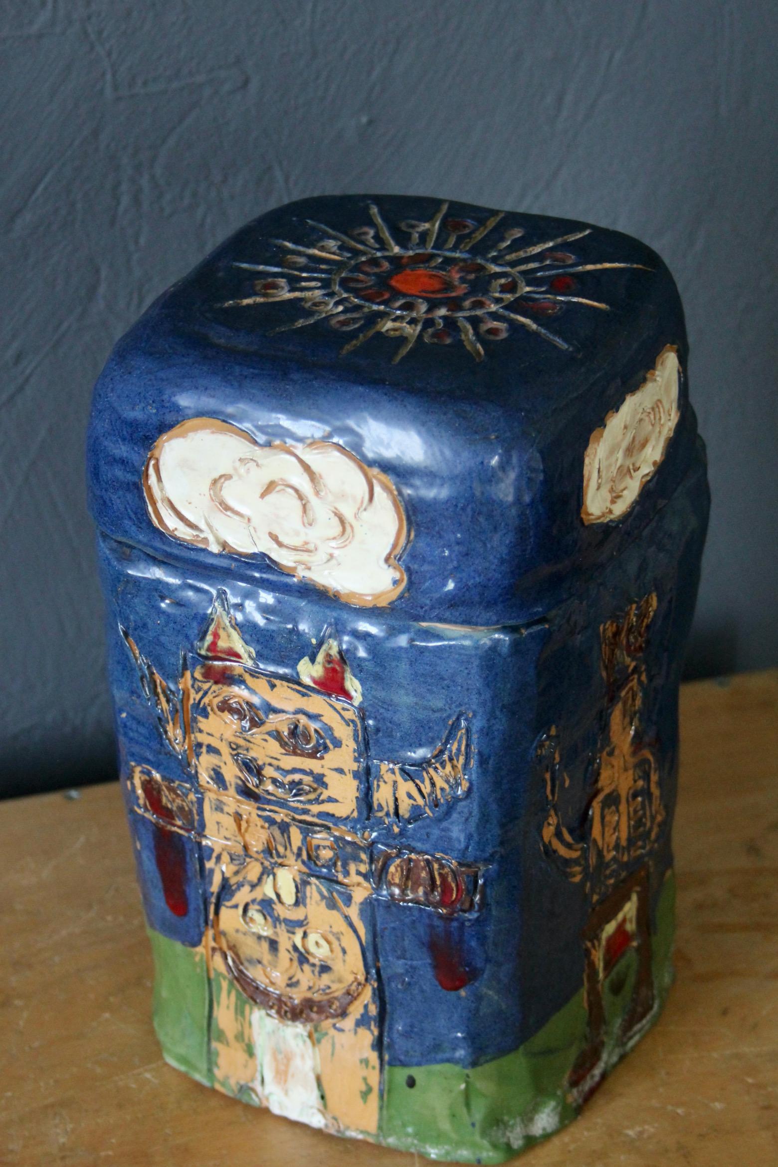 Decorative naive ceramic box en venta 3
