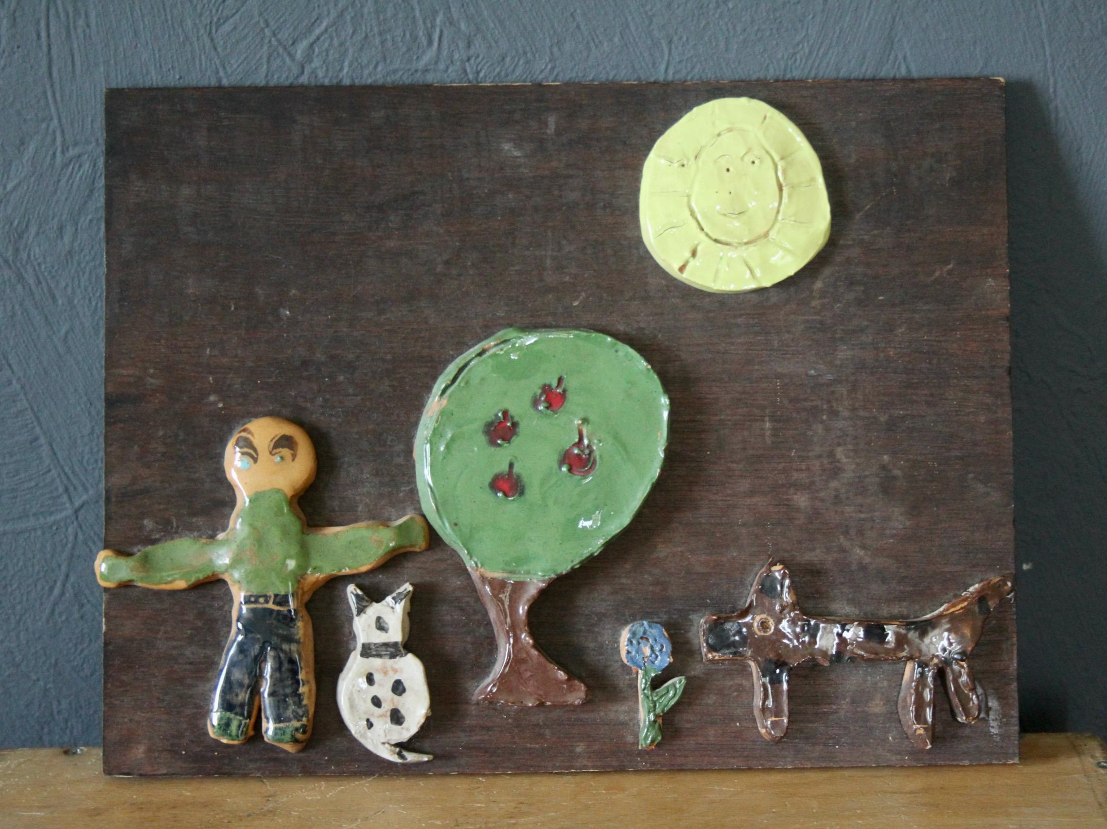Decorative naive wall ceramic 