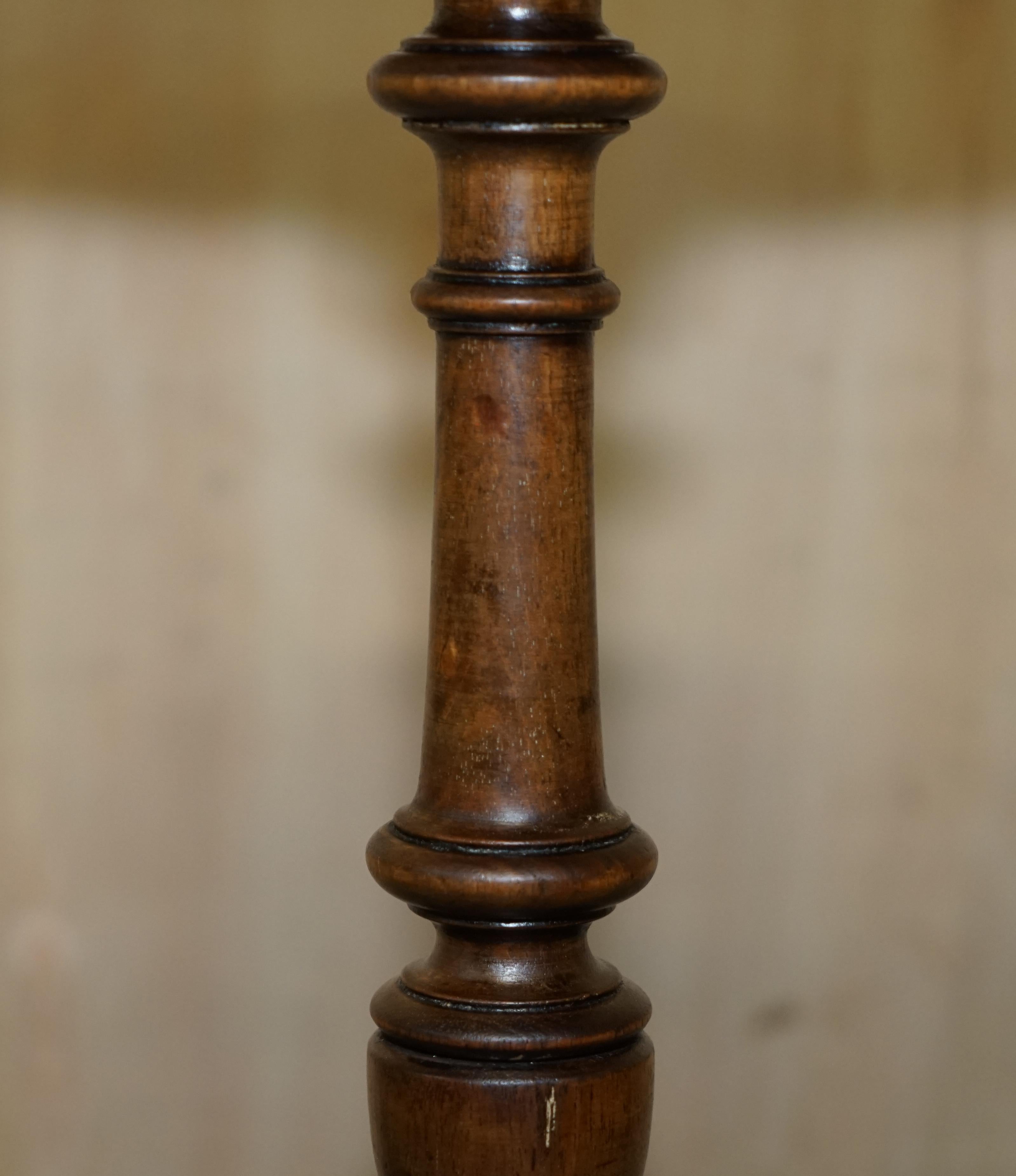 Hand-Crafted Decorative Nicely Turned Hardwood Tripod Lamp Side End Wine Occasional Table For Sale