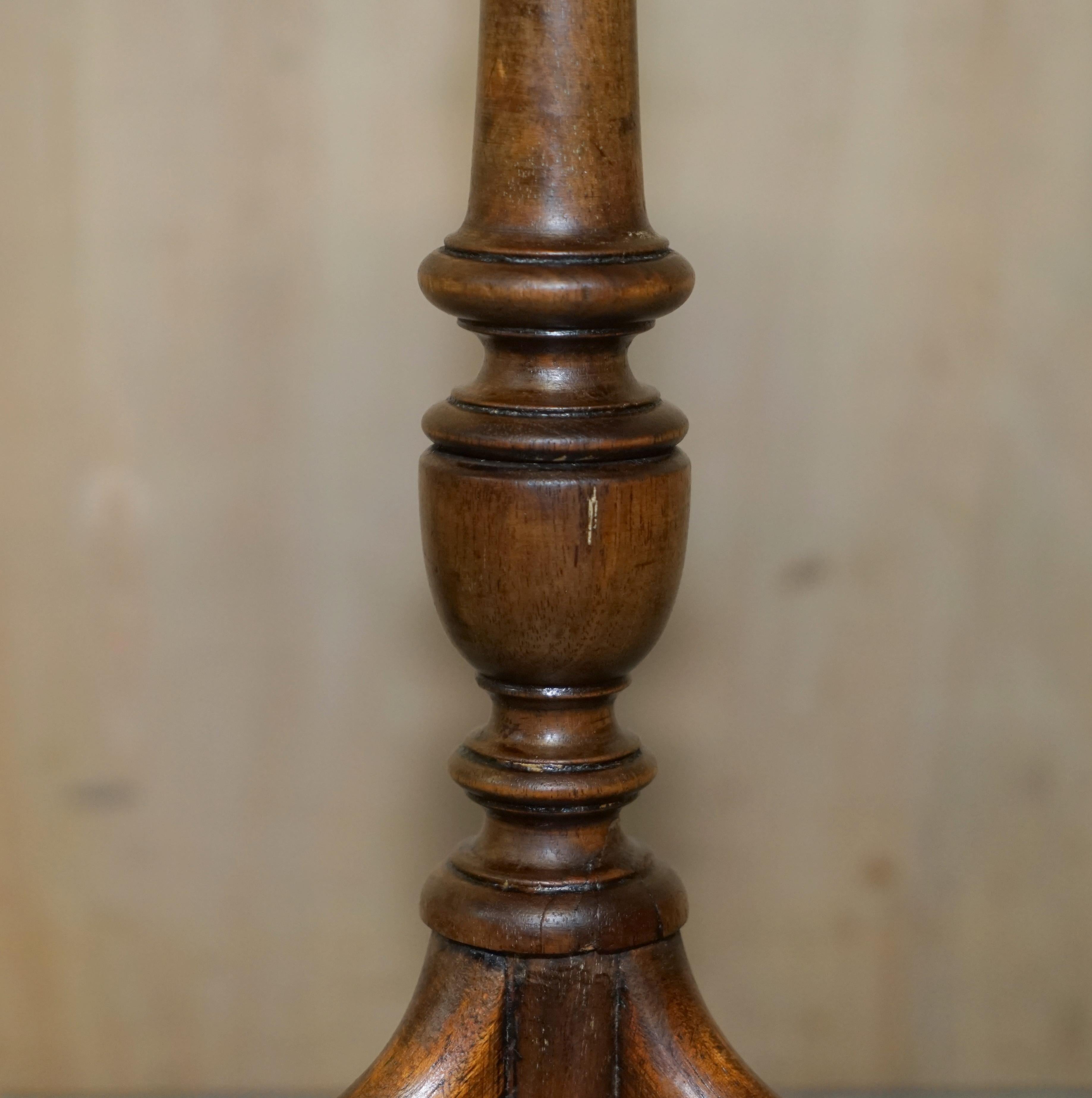 20th Century Decorative Nicely Turned Hardwood Tripod Lamp Side End Wine Occasional Table For Sale