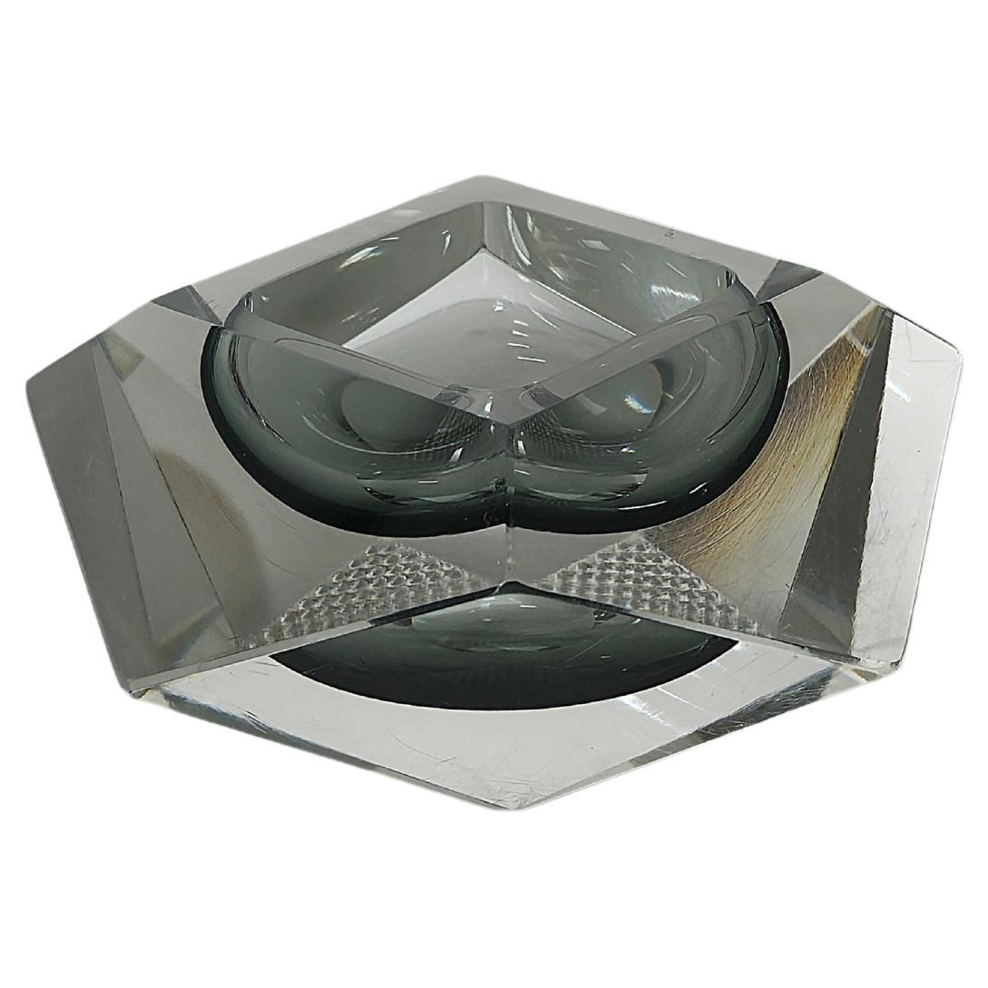 Decorative Object Bowl Vide-Poche Flavio Poli Murano Glass Midcentury Italy 1960