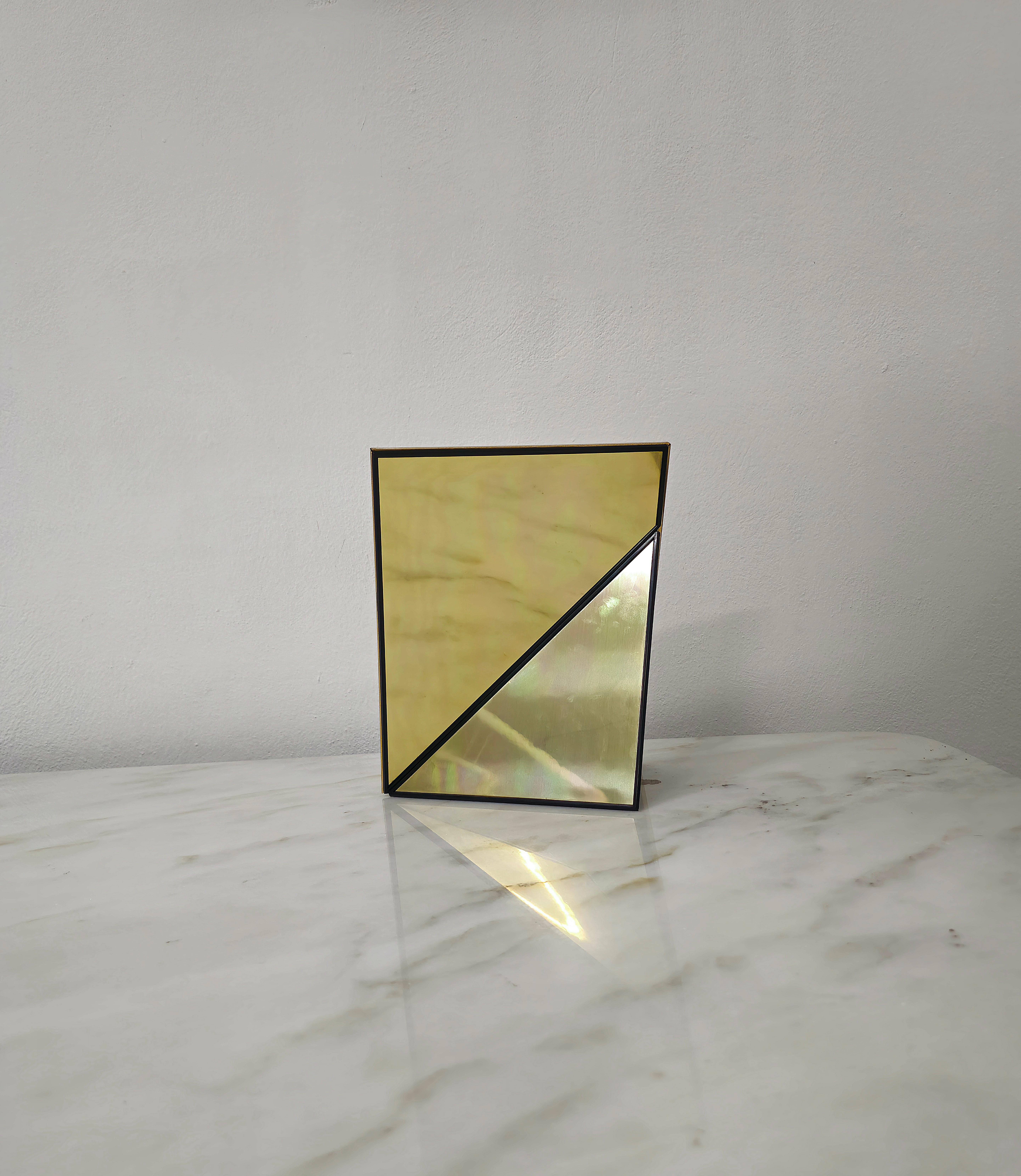 Decorative Object Picture Frame Brass Mirrored Plastic Midcentury Italy 1970s In Good Condition In Palermo, IT