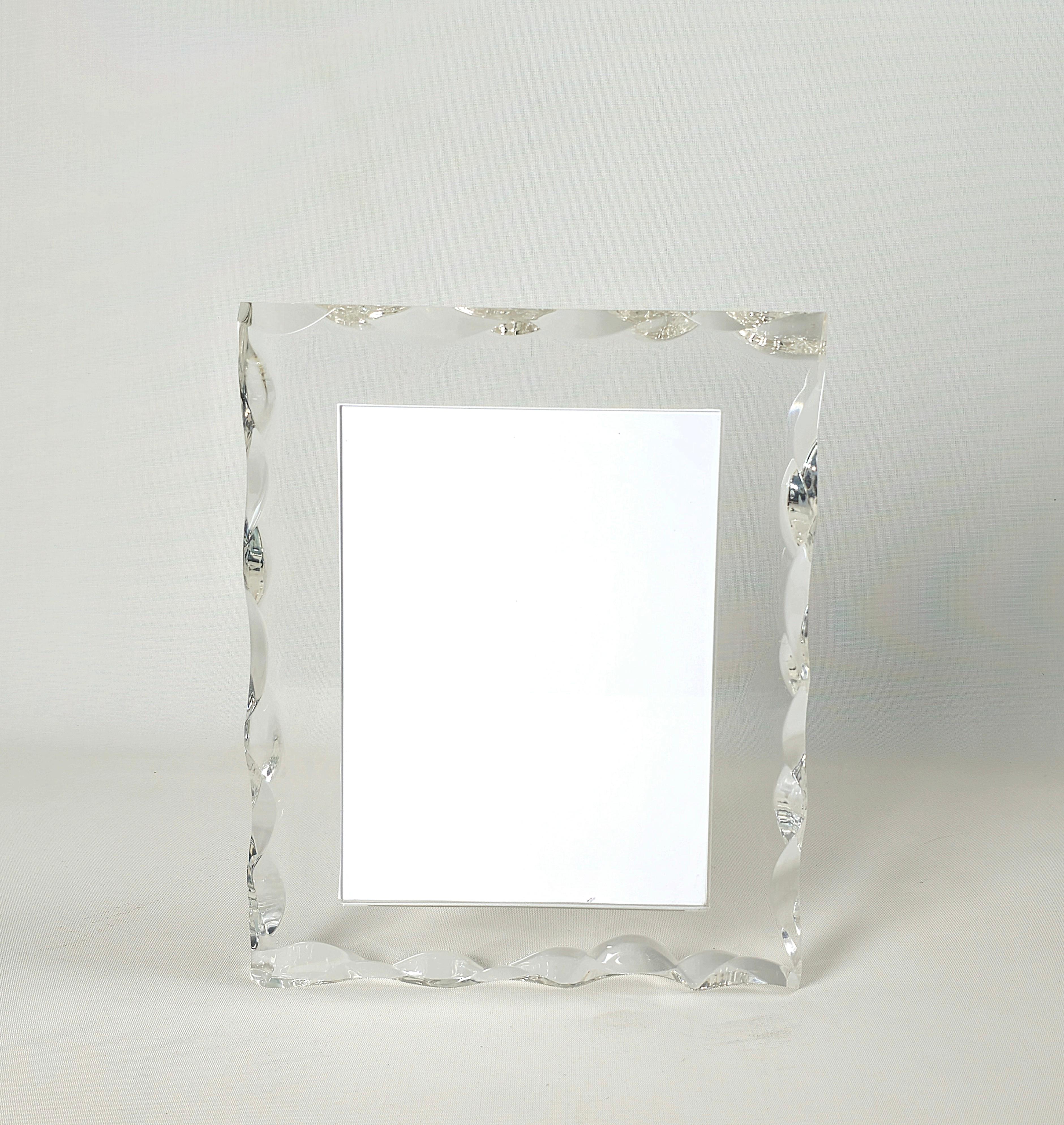 Decorative Object Picture Frame Plexglass Midcentury Italian Design 1980s For Sale 2