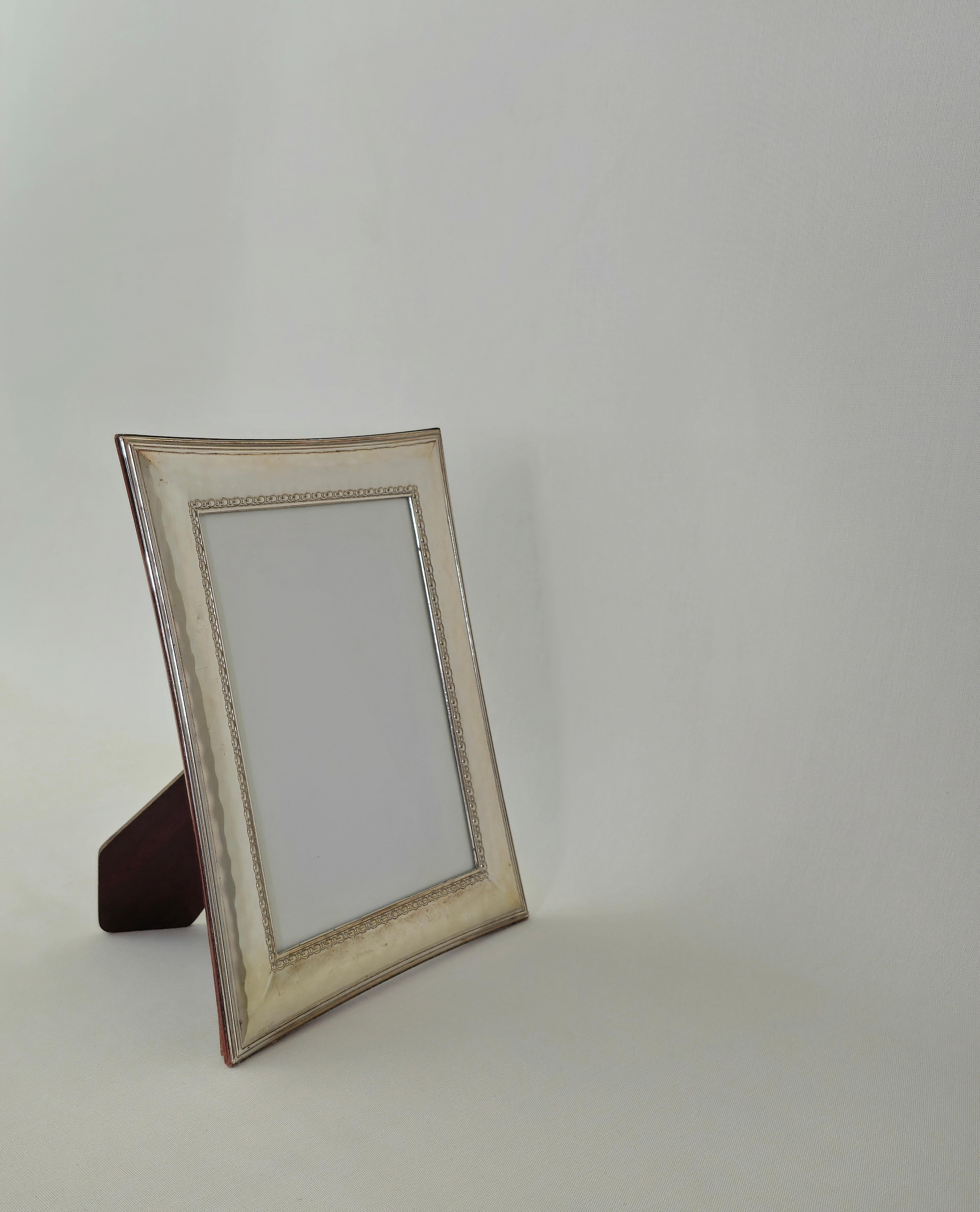 Post-Modern Decorative Object Picture Frame Silver Leaf Wood Postmodern Italian Design 1990s For Sale