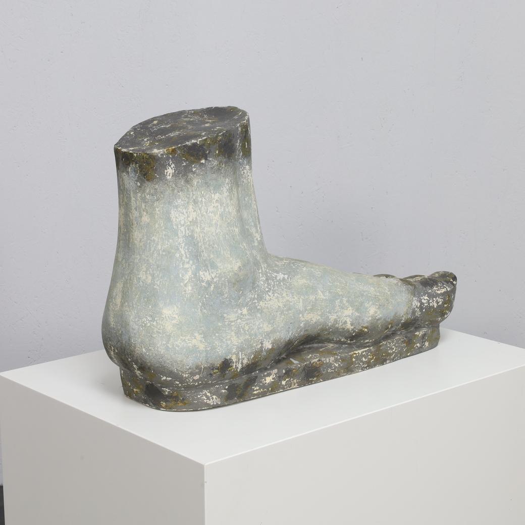 italien Decorative Object Sculpture Large Foot, 1960s en vente