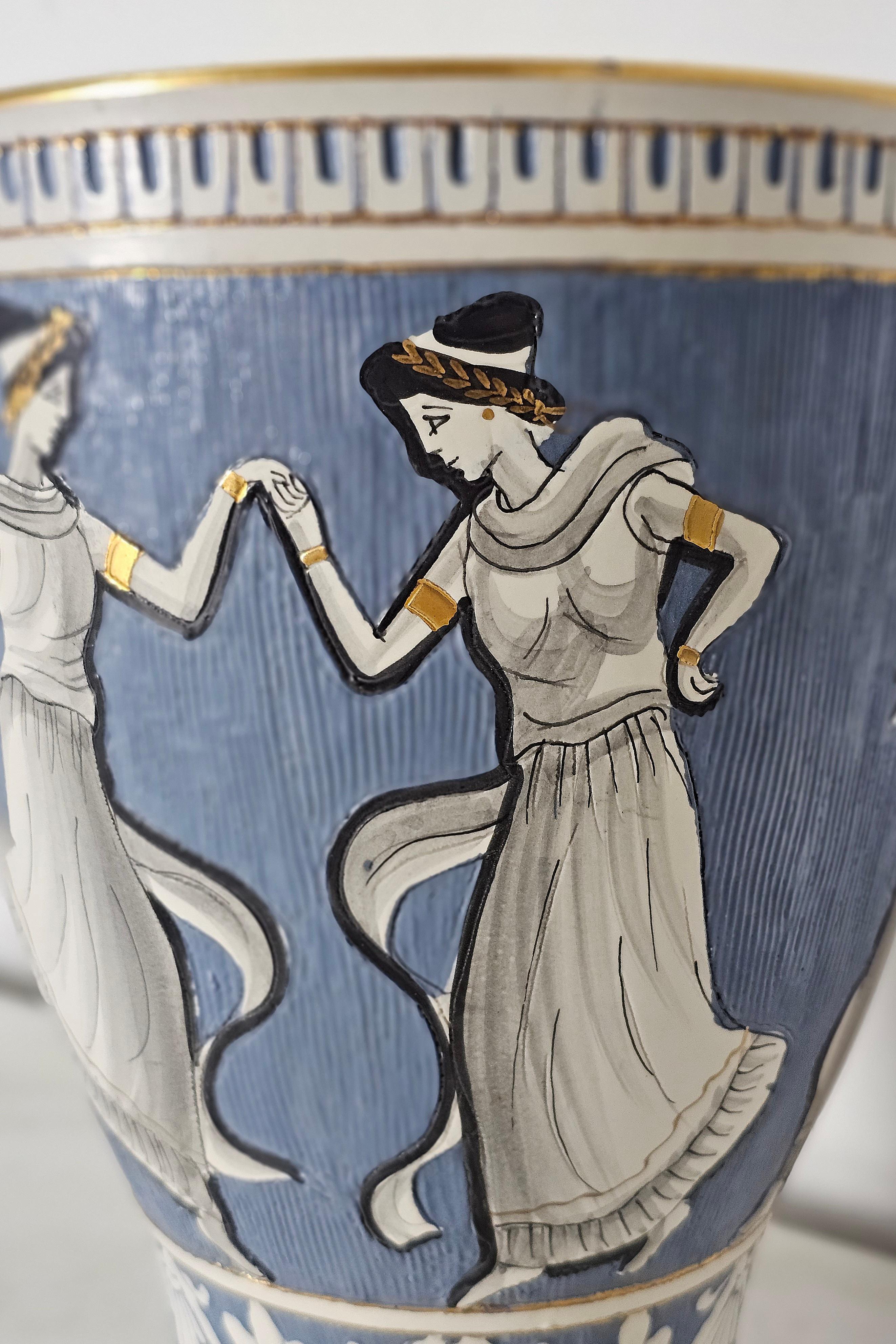 Hand-Painted Decorative Object Vase Majolica Decorated Deruta Midcentury Italian Design 1950s For Sale