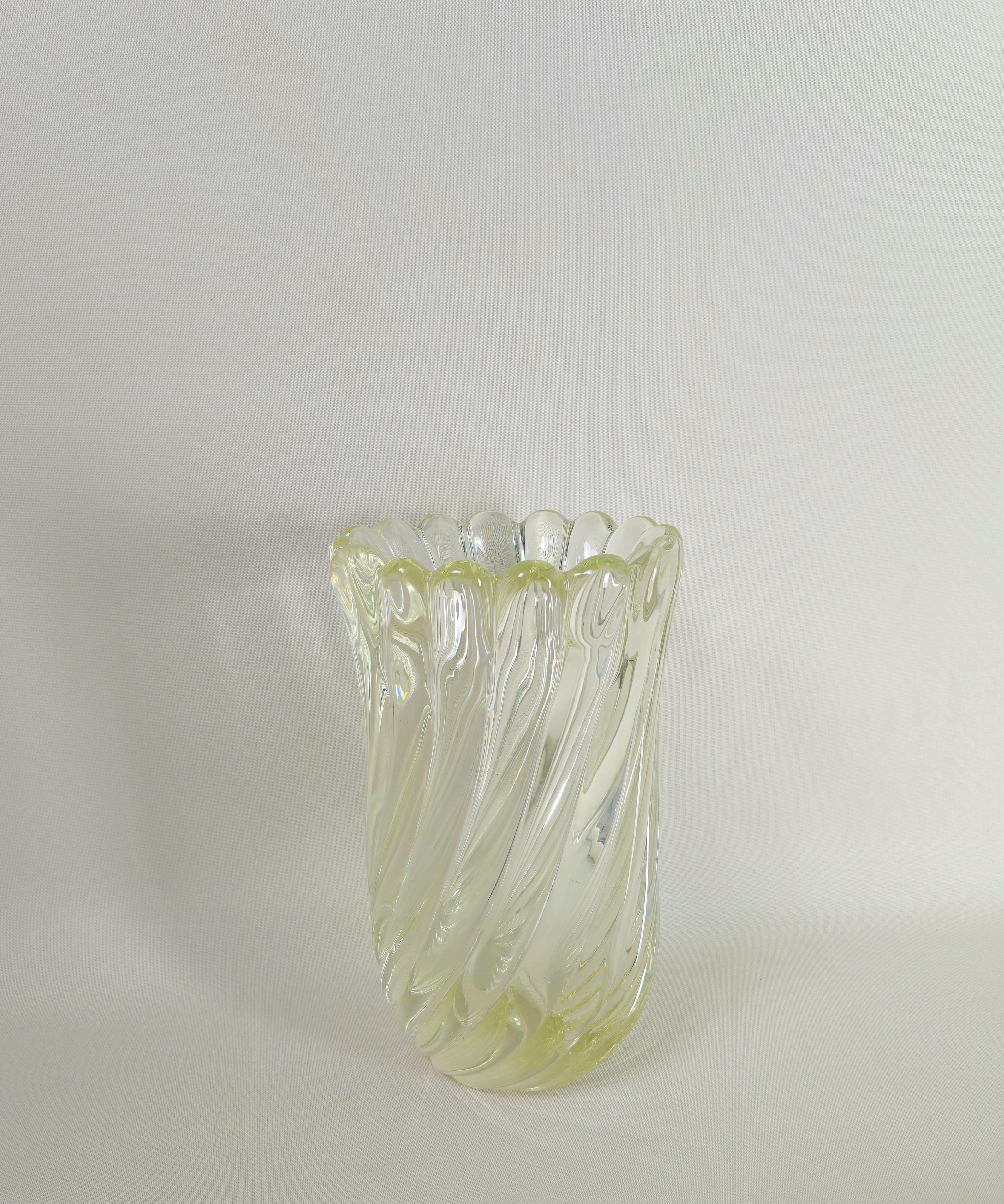 Mid-Century Modern Decorative Object Vase Seguso Vetri d'Arte Albarelli Murano Glass Midcentury 60s For Sale
