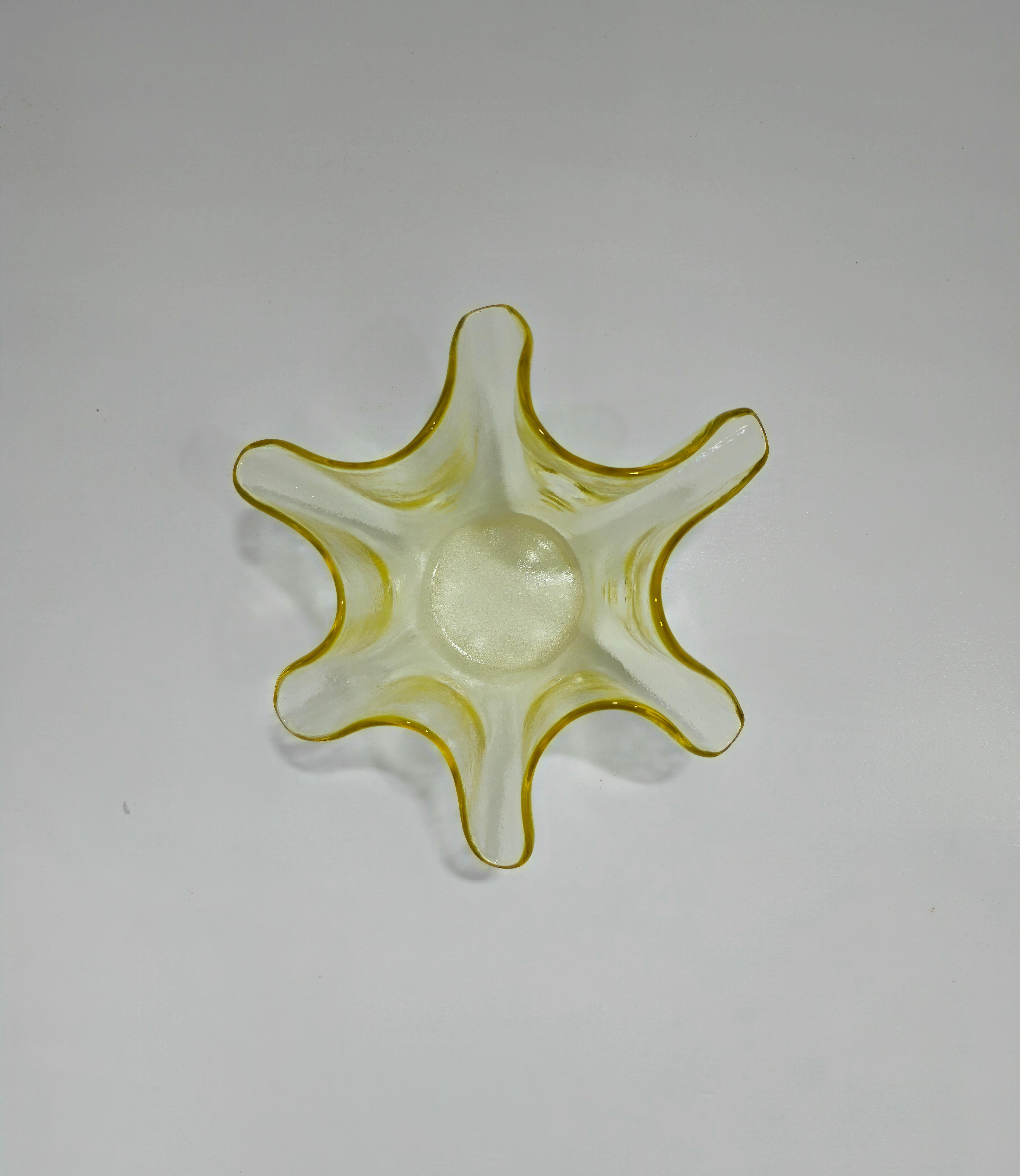 Dekoratives Objekt Vase Gelb  Glashandtasche IVV Mid-Century Italien 70/80er Jahre IVV Italien im Zustand „Hervorragend“ im Angebot in Palermo, IT