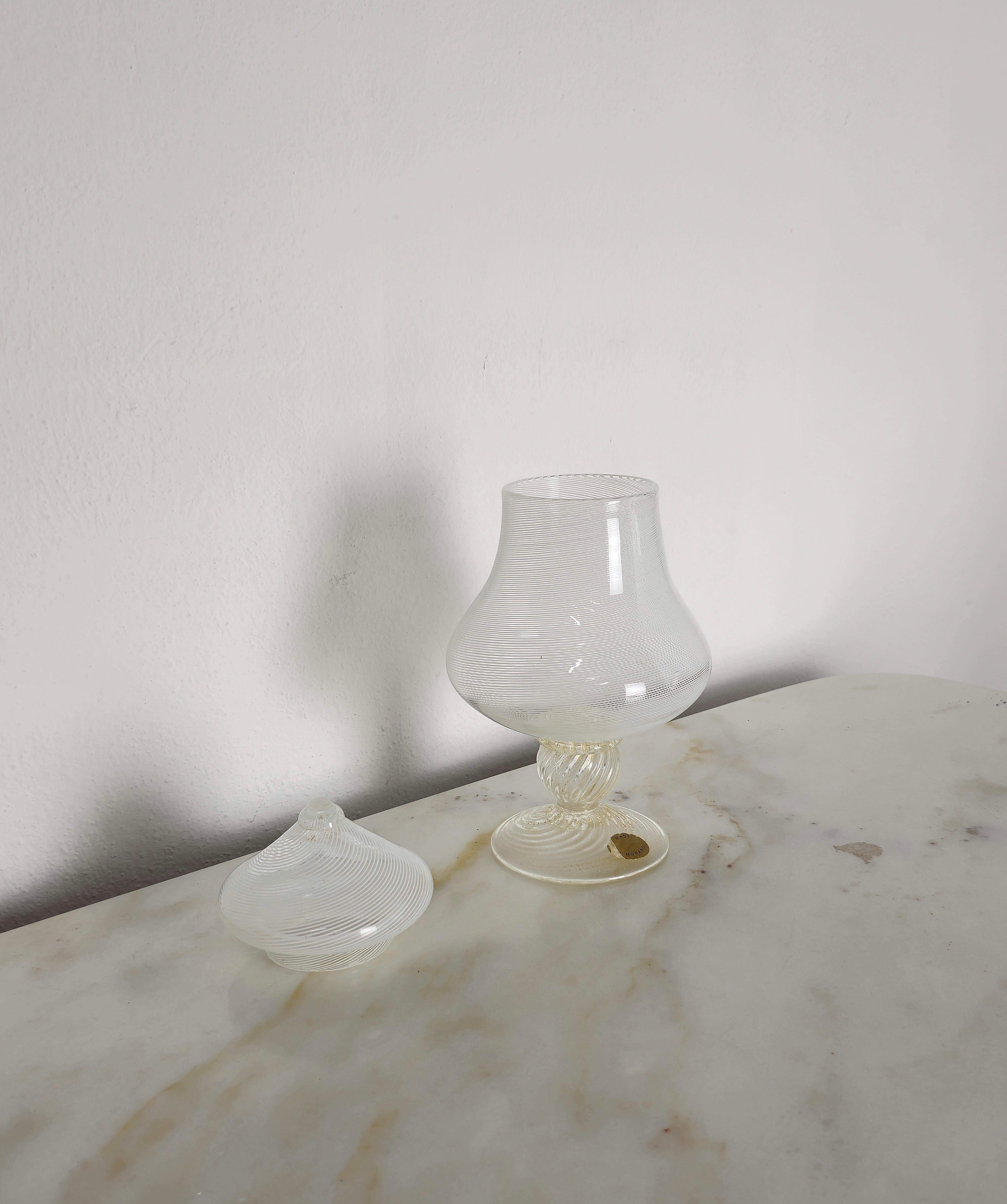 Dekorative Objekte Flaschen Toilettenartikel Set Murano Glas Barovier&Toso Midcentury 40 im Angebot 4