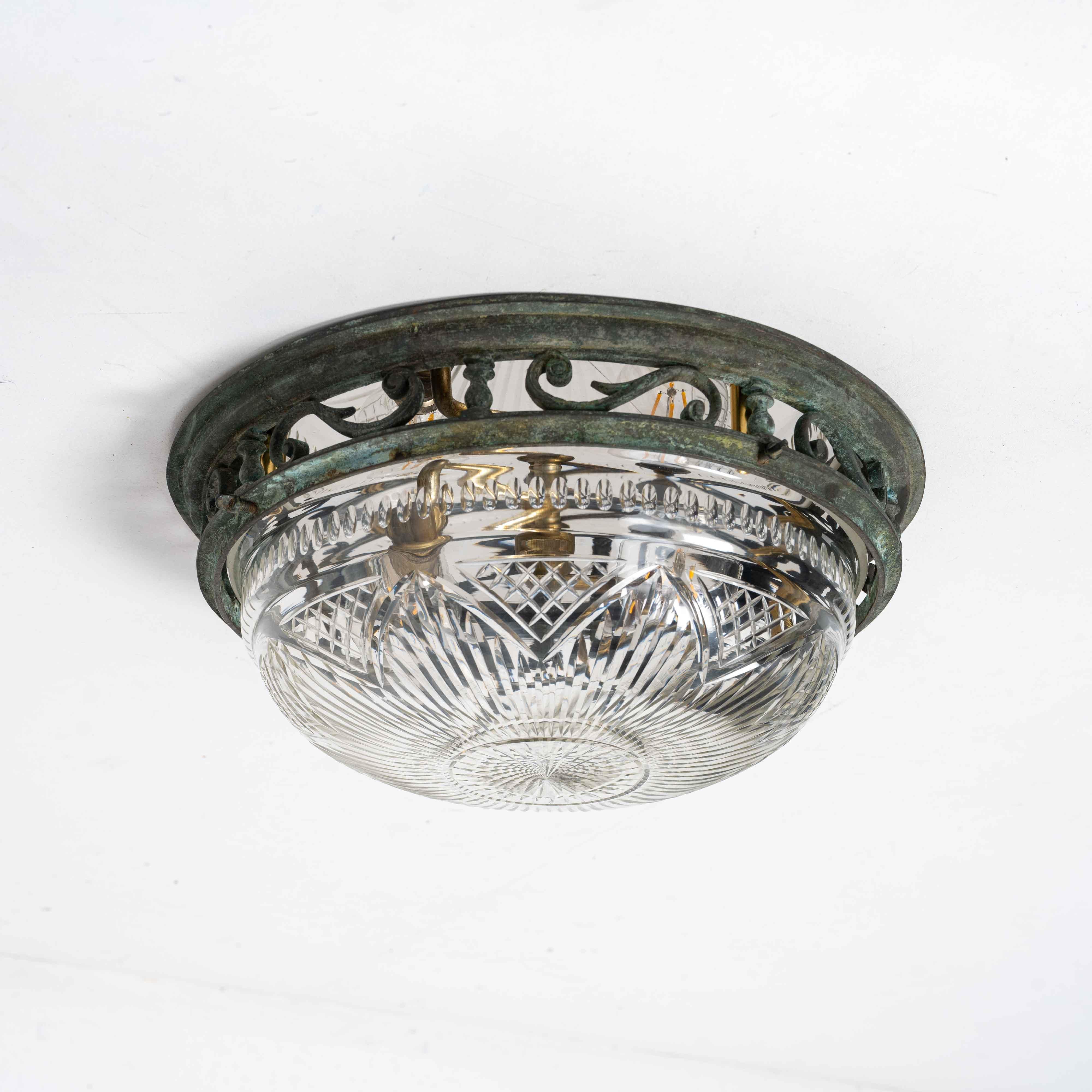 Decorative Open Panel Cast Bronze Flush Ceiling Fitting Exceptional Crystal Bowl In Good Condition For Sale In Nottingham, GB