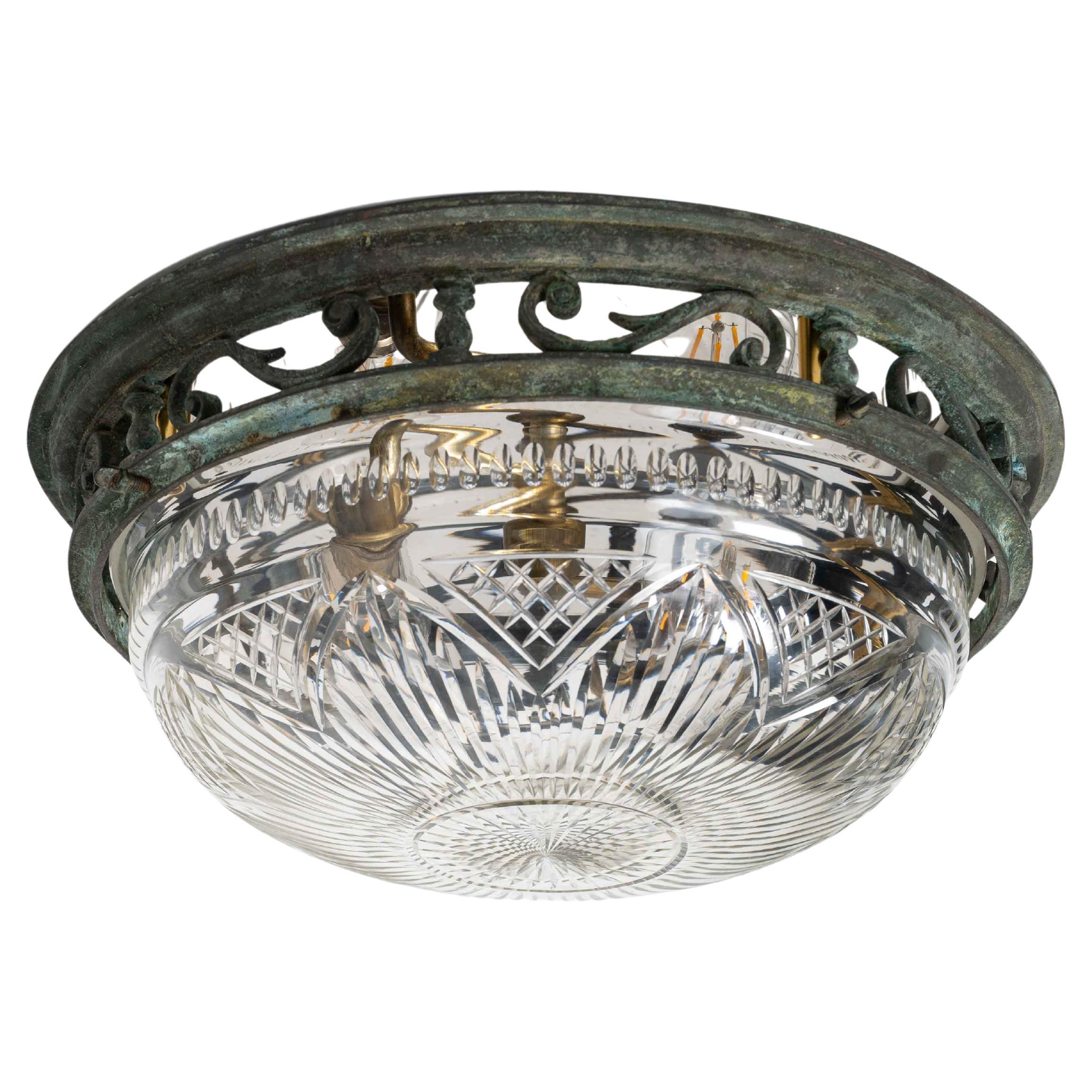 Plafoniera decorativa a pannello aperto in bronzo fuso Eccezionale ciotola di cristallo