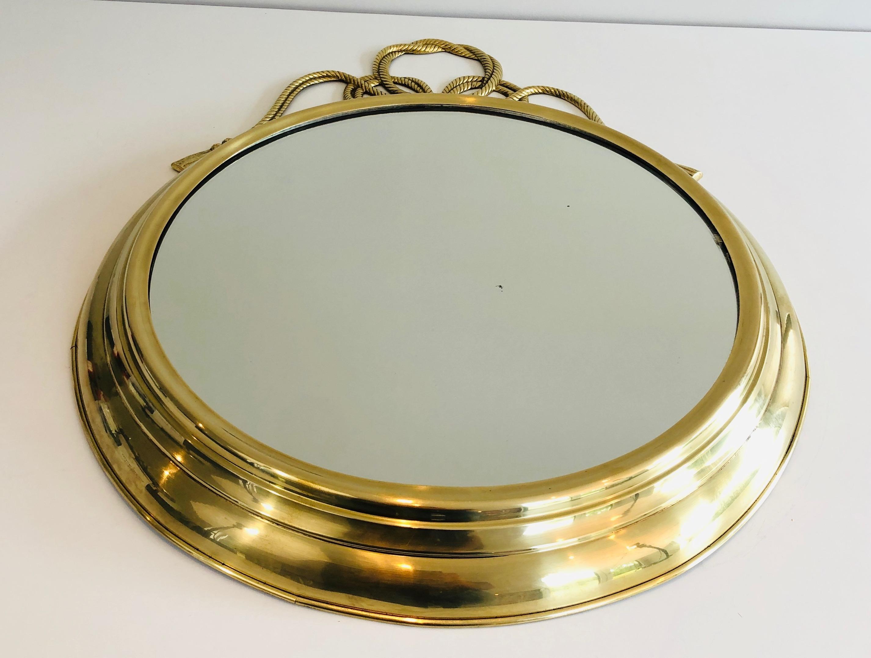 Specchio decorativo ovale in ottone con grandi noduli sulla parte superiore in vendita 11