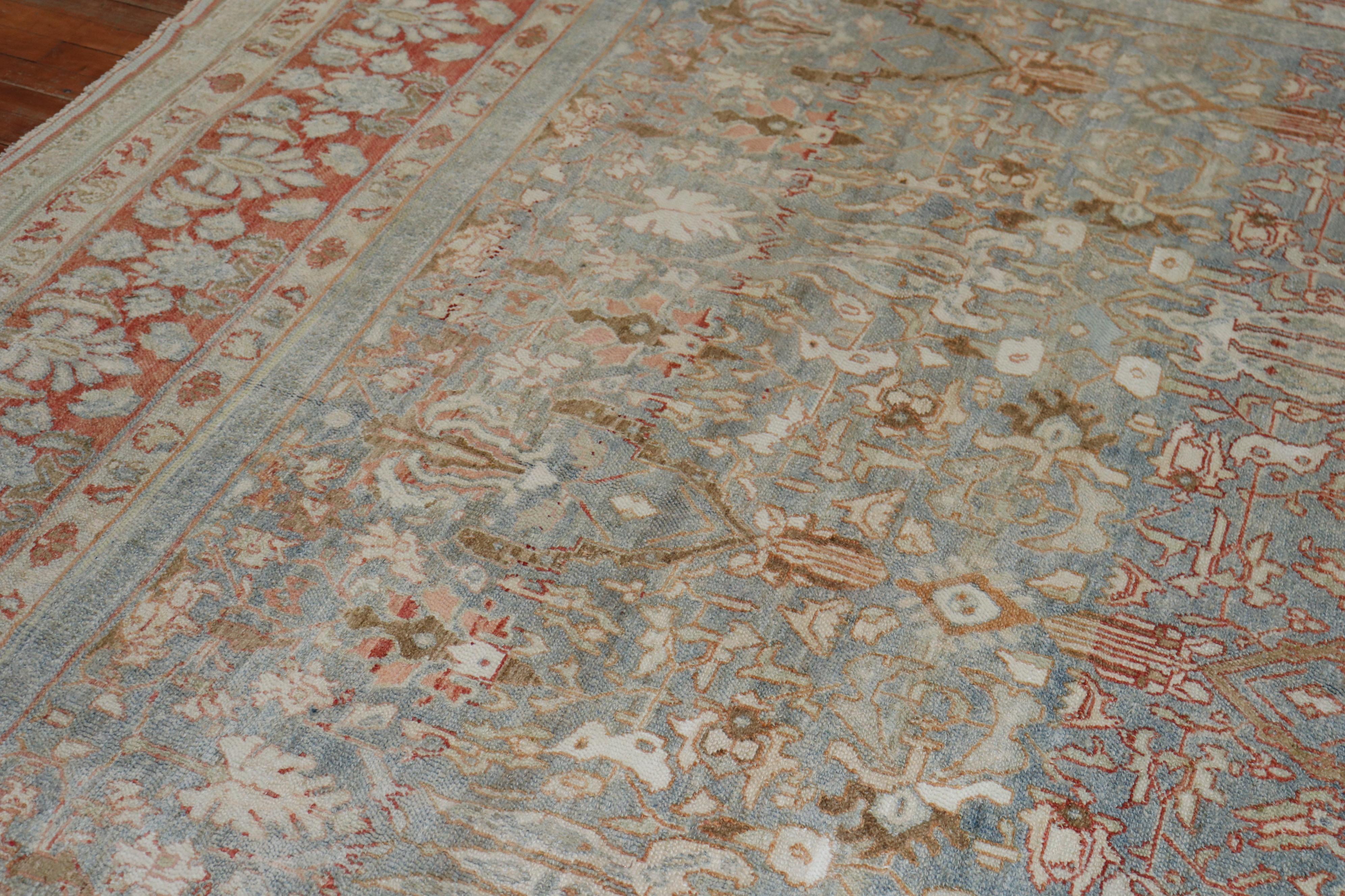 Tappeto decorativo oversize grigio blu persiano Bibikabad, inizio XX secolo in vendita 1