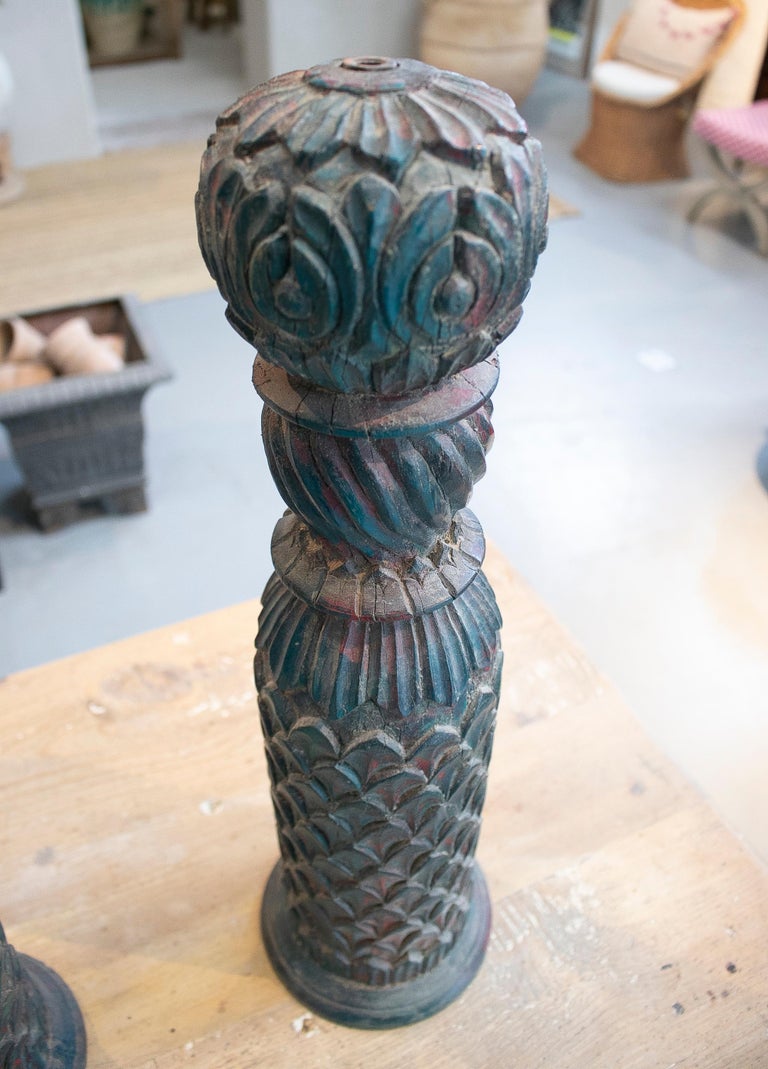 Decorative Pair of 1950s Hand Carved Wooden Finials For Sale at 1stDibs