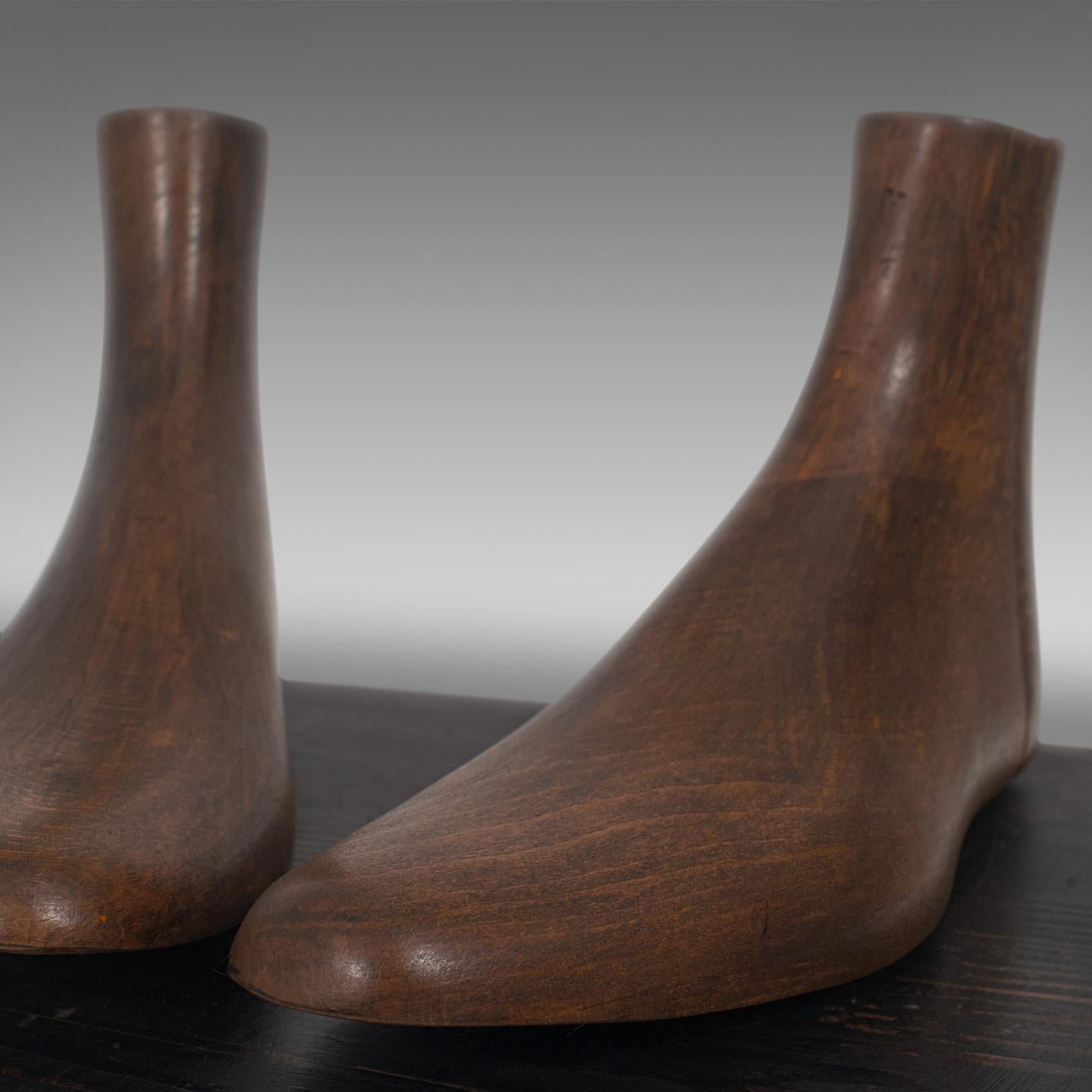 Dekoratives Paar antiker Schuhträger, englisch, Buche, ausgestellt, Edwardian, 1910 im Angebot 5