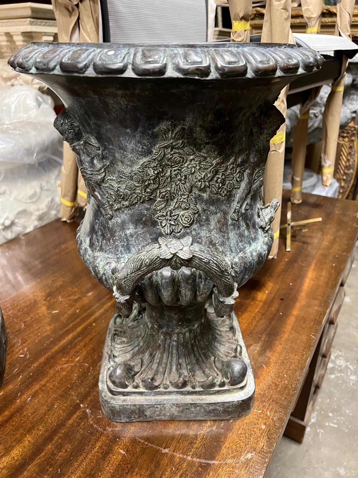 Decorative Pair of Bronze Urns with Handles  For Sale 6