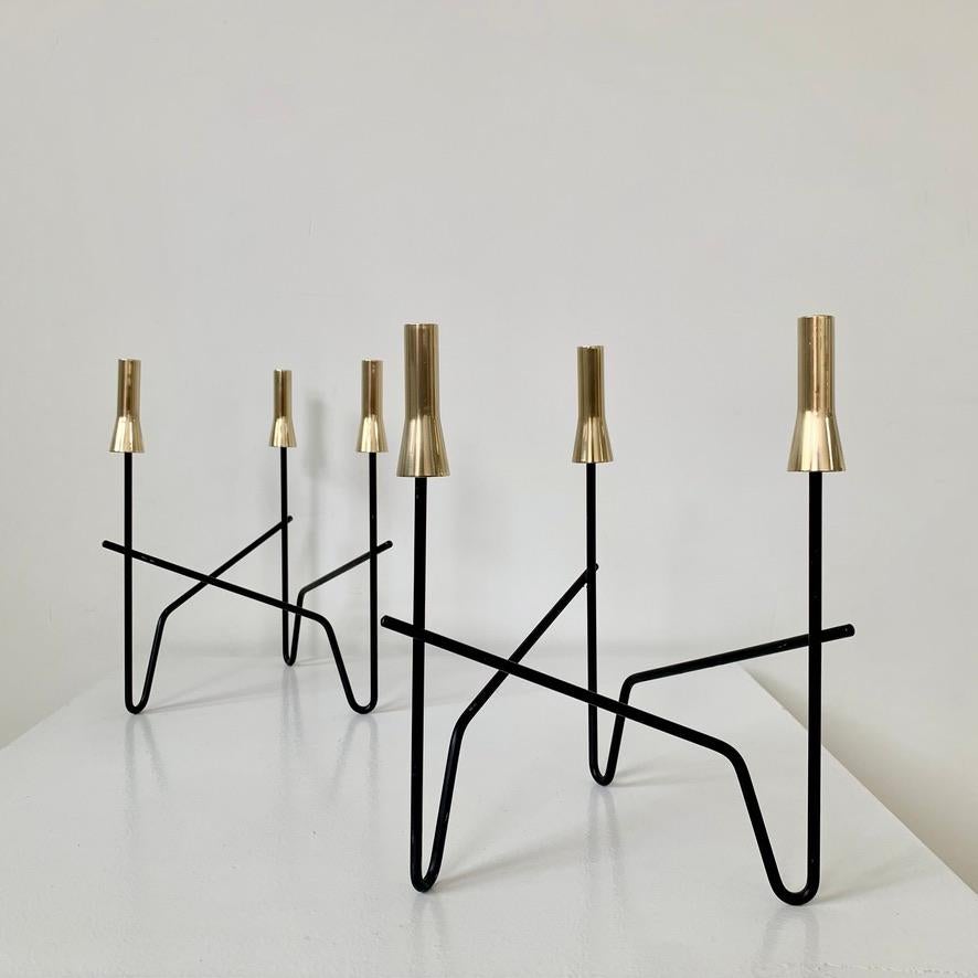 Nice decorative pair of candlesticks, circa 1960, Italy.
Brass and blackened metal.
Dimensions: 18 cm W, 24 cm H, 18 cm D.
Good original condition.
All purchases are covered by our Buyer Protection Guarantee.
This item can be returned within 7 days