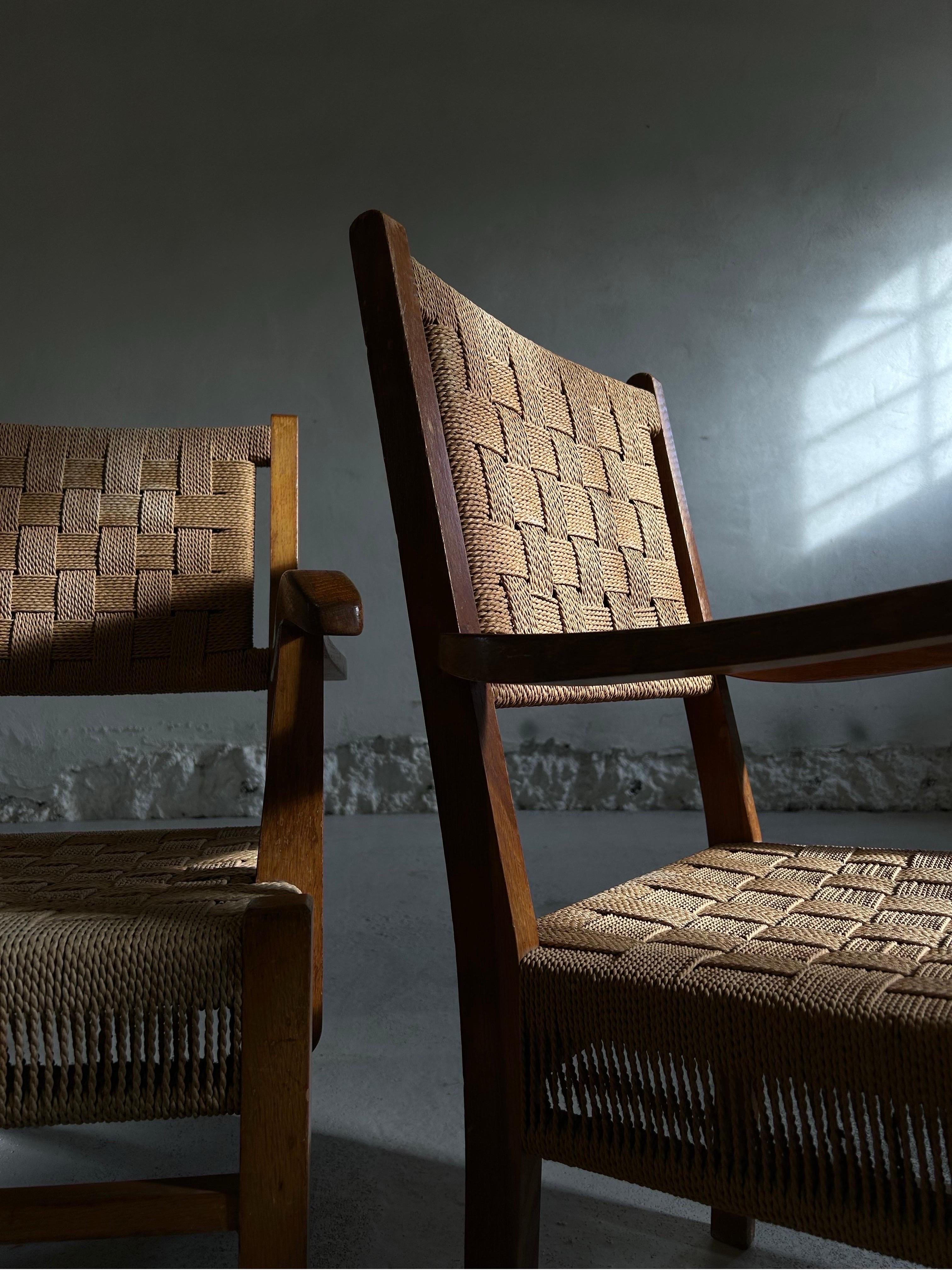 Decorative pair of Fritz Hansen Lounge Chairs 1940s Beech Wood & Sea Grass
 1