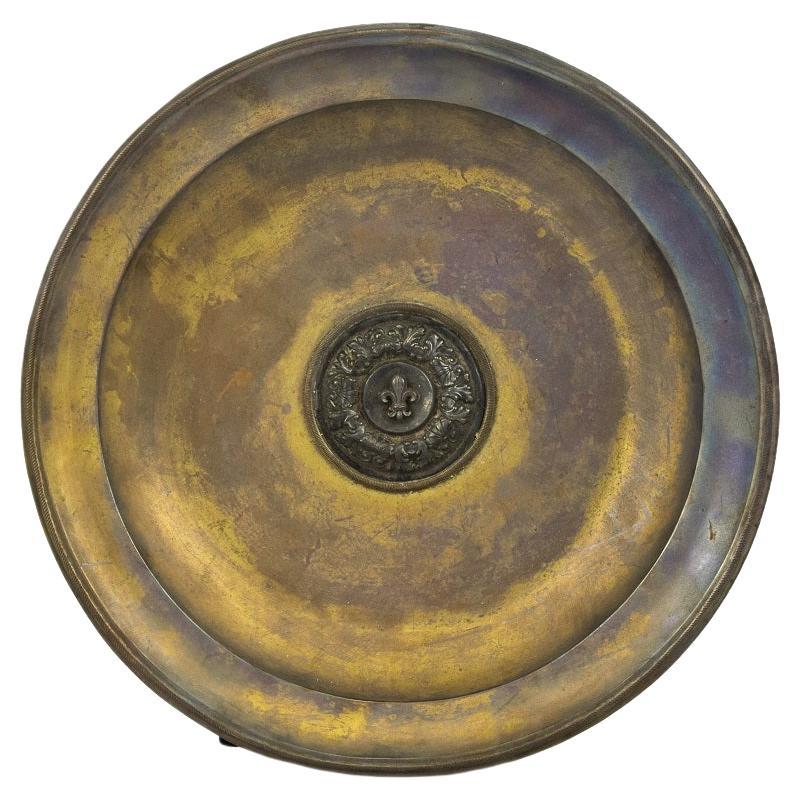 Piatto decorativo in peltro, Almoner Plate, Made in Italy, fine del XVIII secolo in vendita