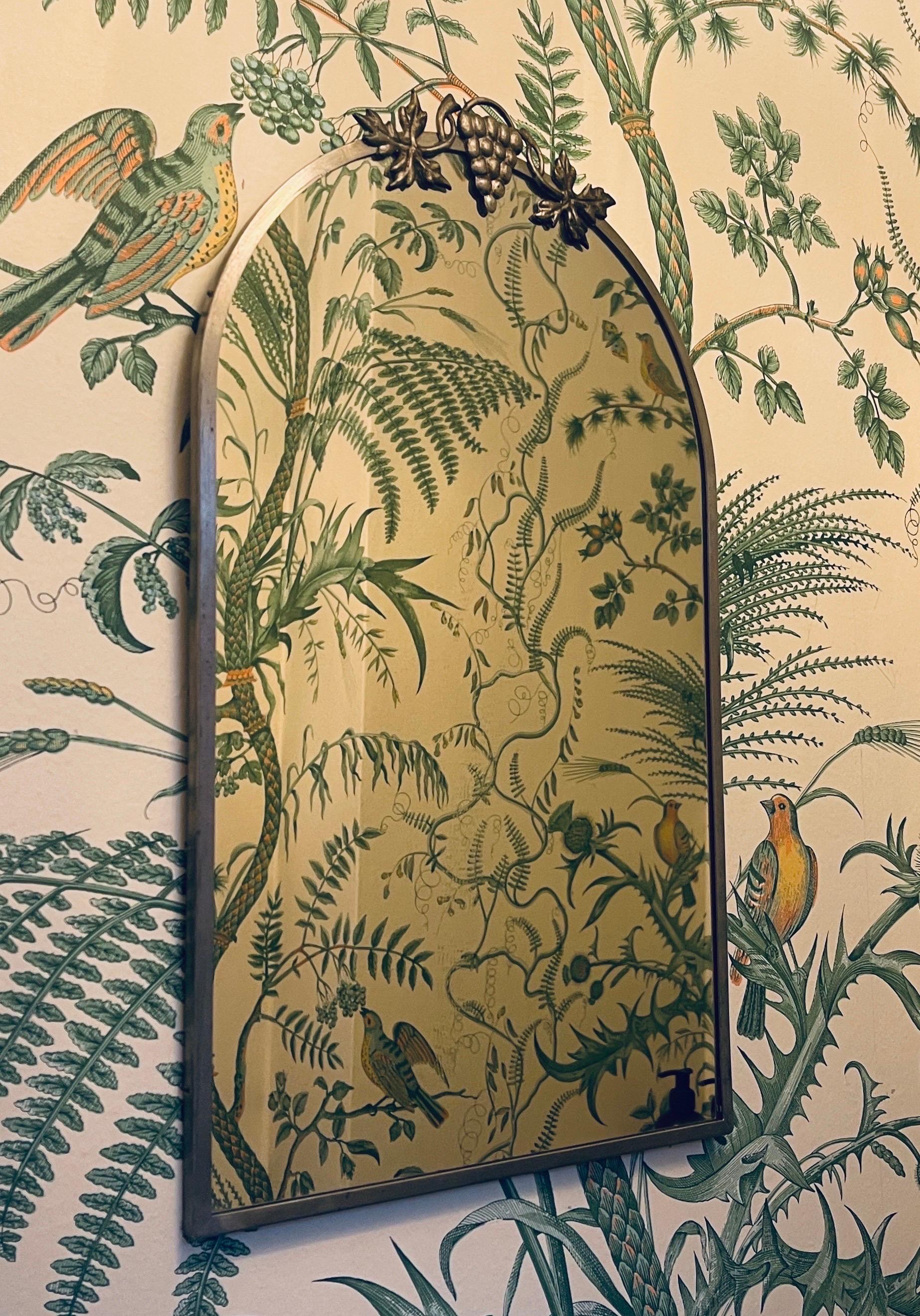 Dekorativer Zinnspiegel, Schweden, 1930er-Jahre. (Schwedisch) im Angebot