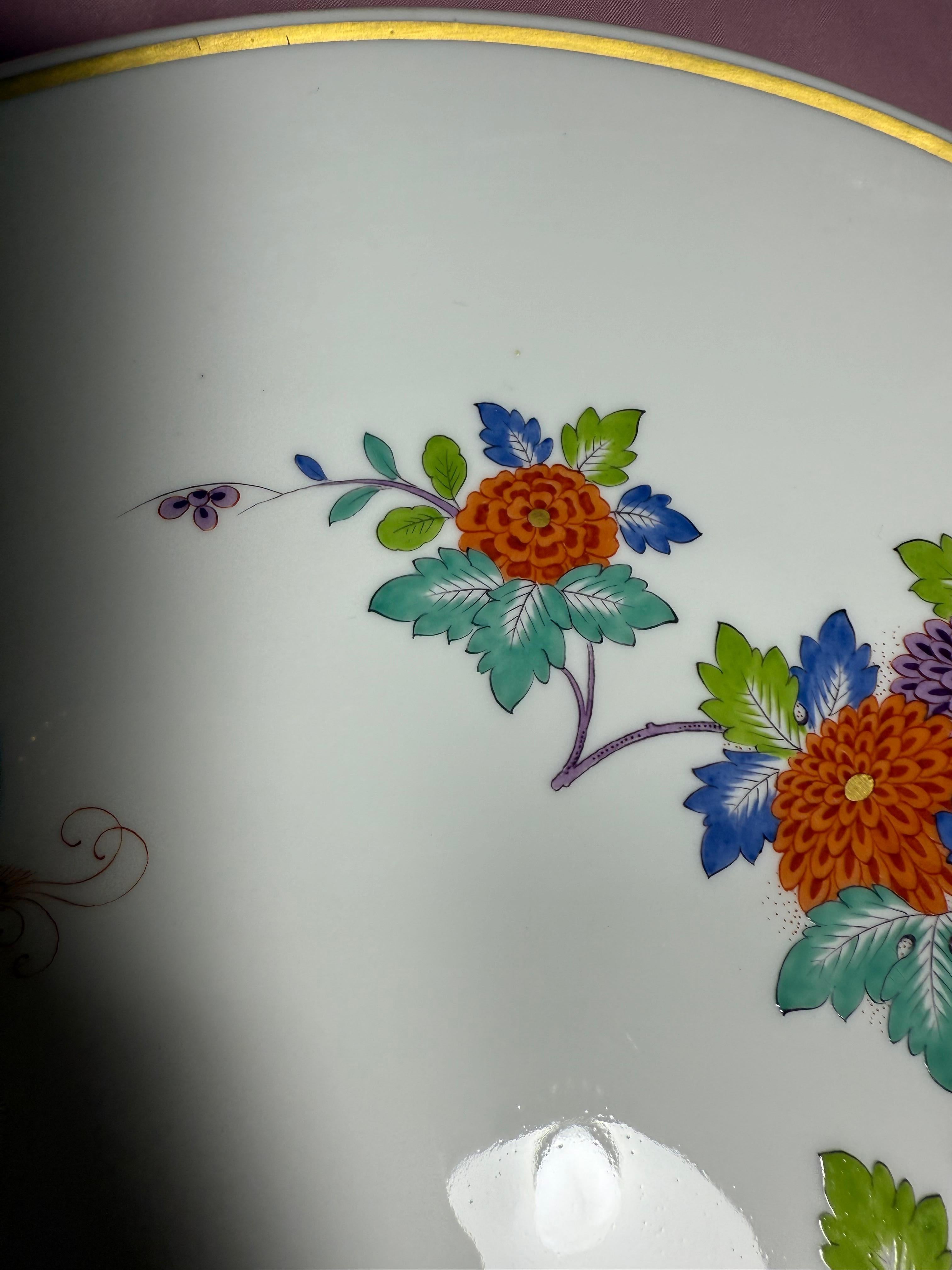 Assiette décorative Meissen Fleurs Papillon Peint à la main 1961 en vente 1