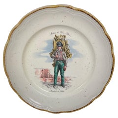 Dekorativer Teller "Métier du Vieux Paris - Marchand de Sebiles" von Primula - 2Y519