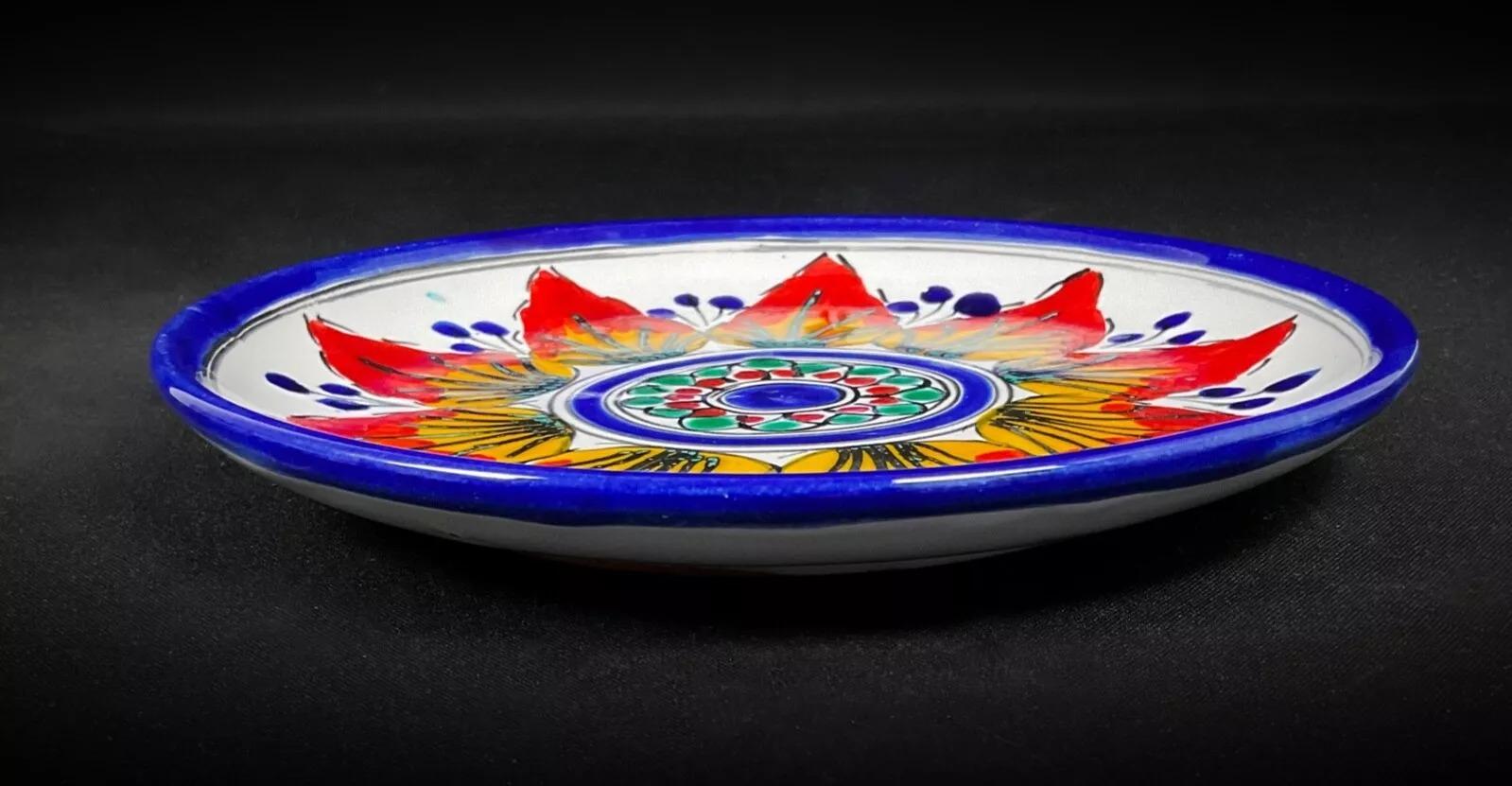 Céramique Assiette décorative signée S. Stephano - Décor floral émaillé et craquelé - 2Y484 en vente