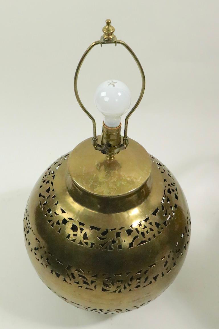 Decorative Pair of Pierced Brass Ball Form Table Lamps 5
