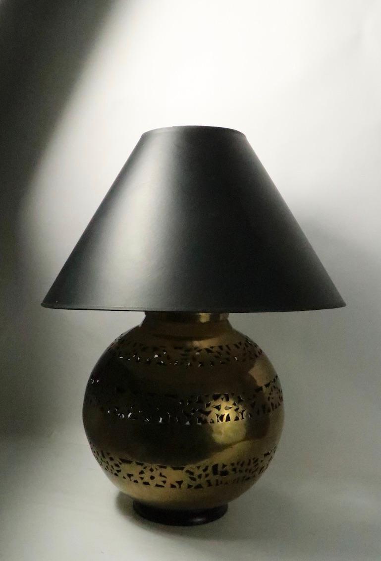 Decorative Pair of Pierced Brass Ball Form Table Lamps 8