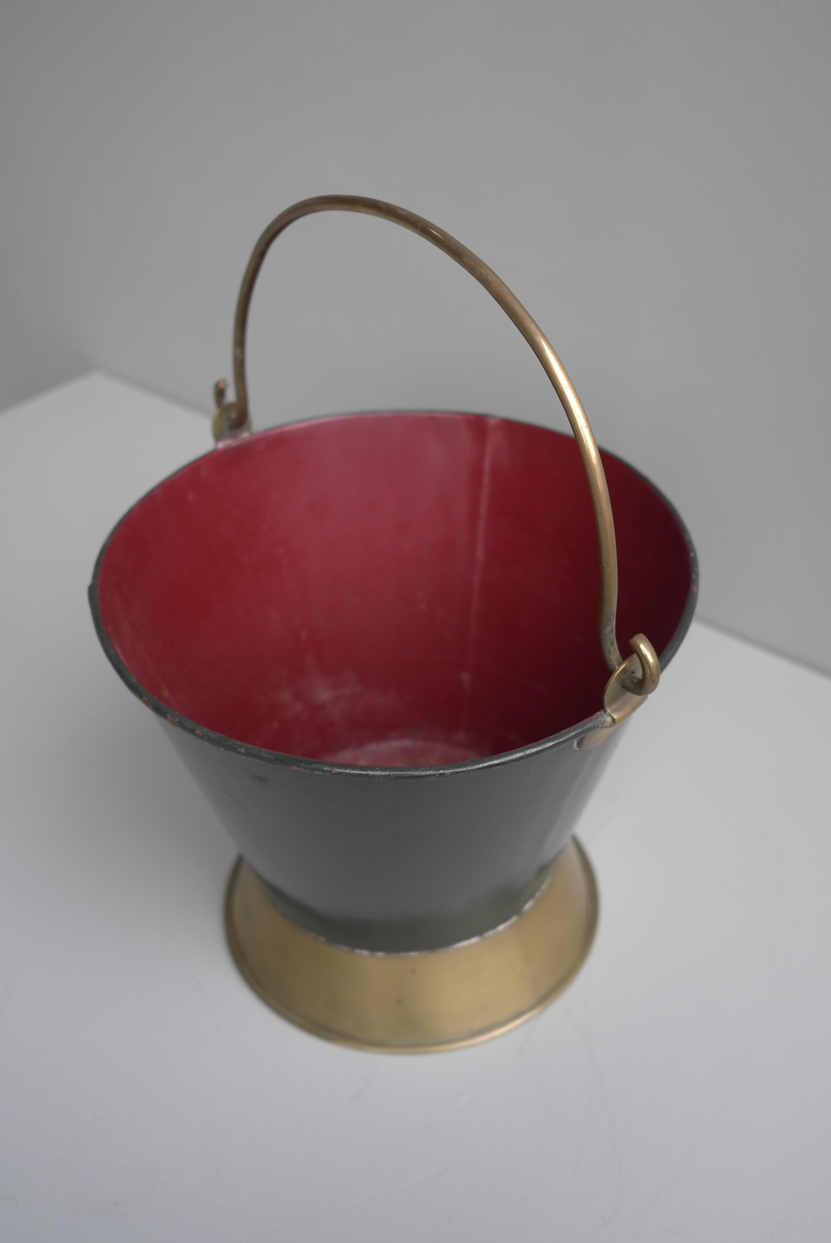 Decorative Red and Green Metal Firewood Bucket with Fine Brass Details 5