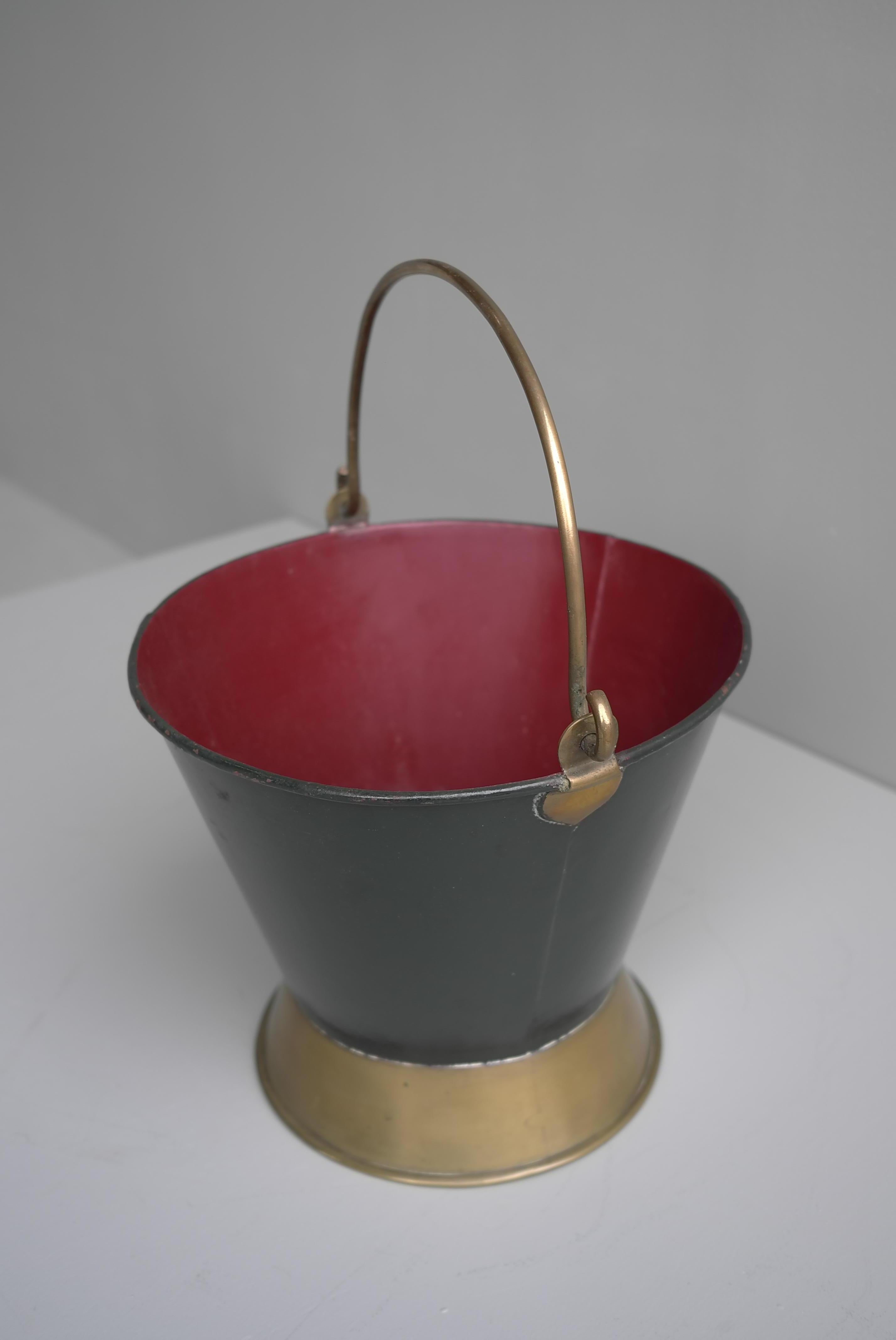 Decorative Red and Green Metal Firewood Bucket with Fine Brass Details 3