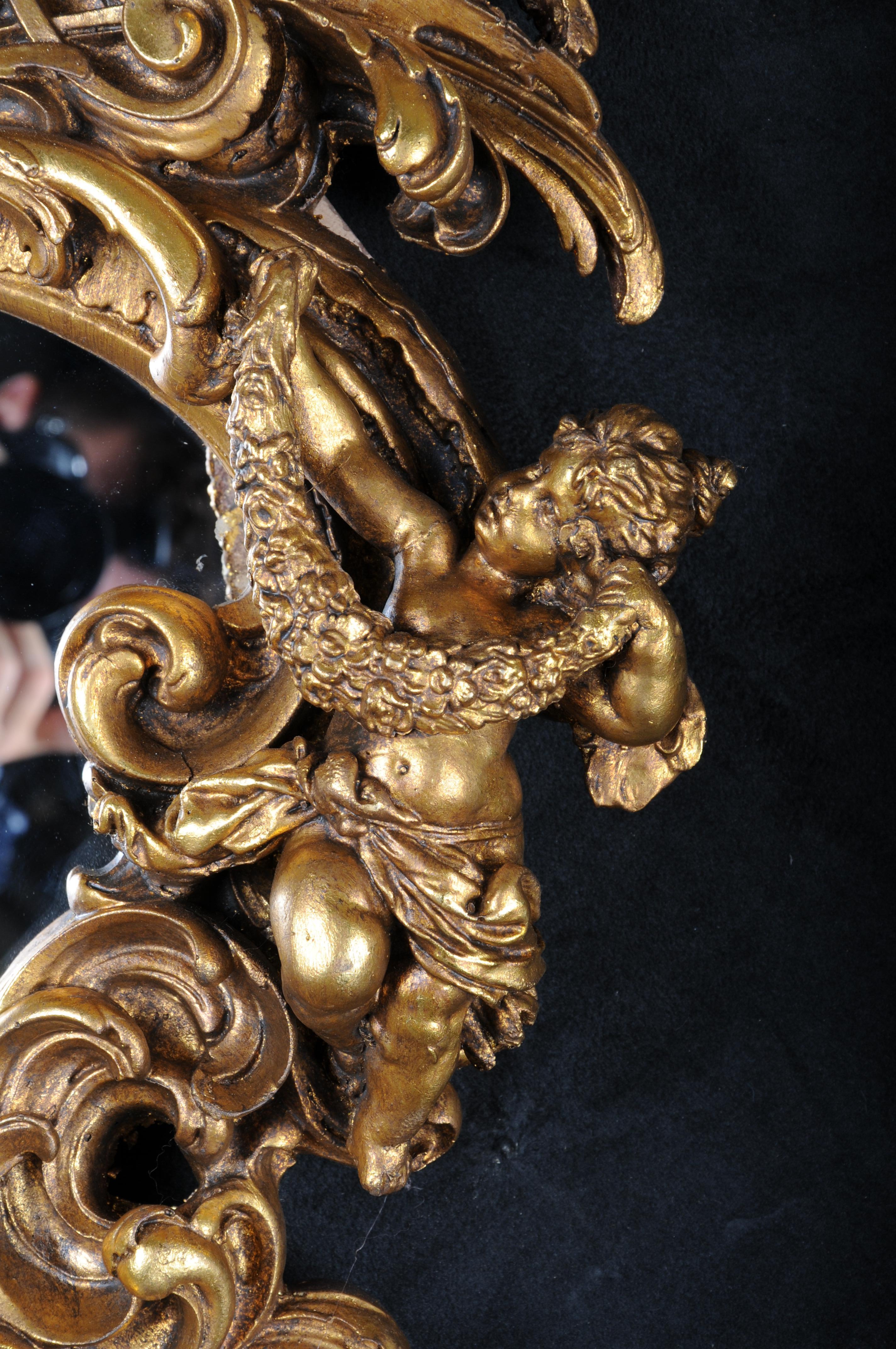 Hêtre Miroir mural décoratif rocococo/baroque avec putto, doré en vente