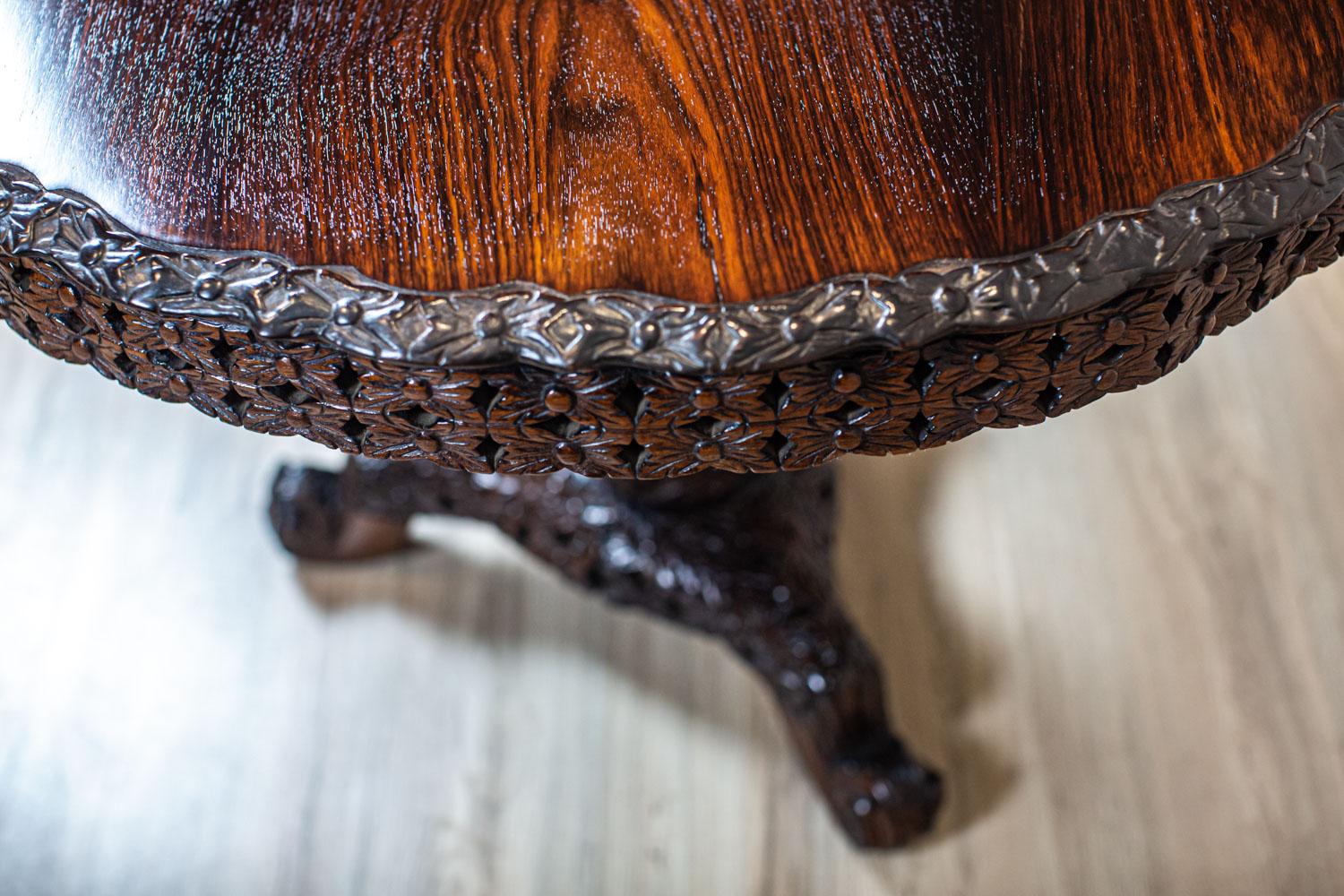 Decorative Rosewood Table from the Turn of the 19th and 20th Centuries In Good Condition For Sale In Opole, PL