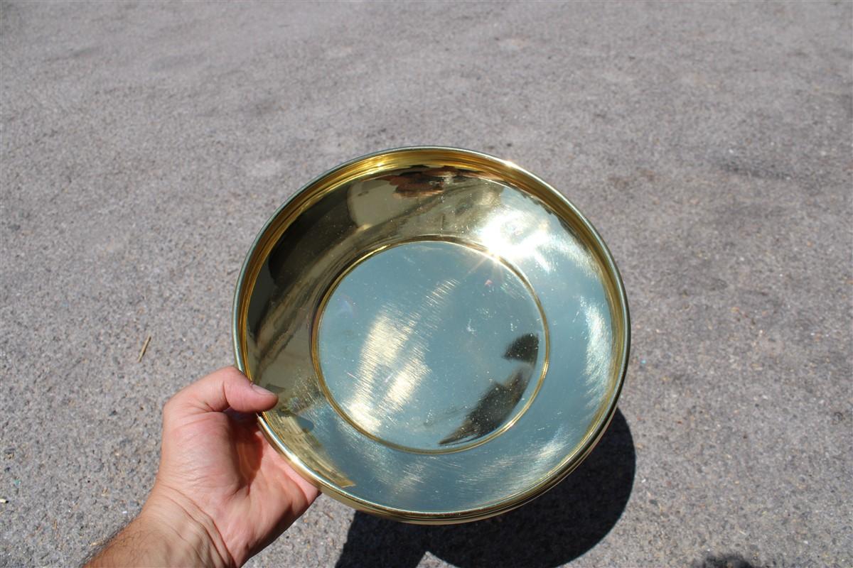 Cuenco decorativo redondo de latón dorado Diseño italiano de mediados de siglo Europeo en venta