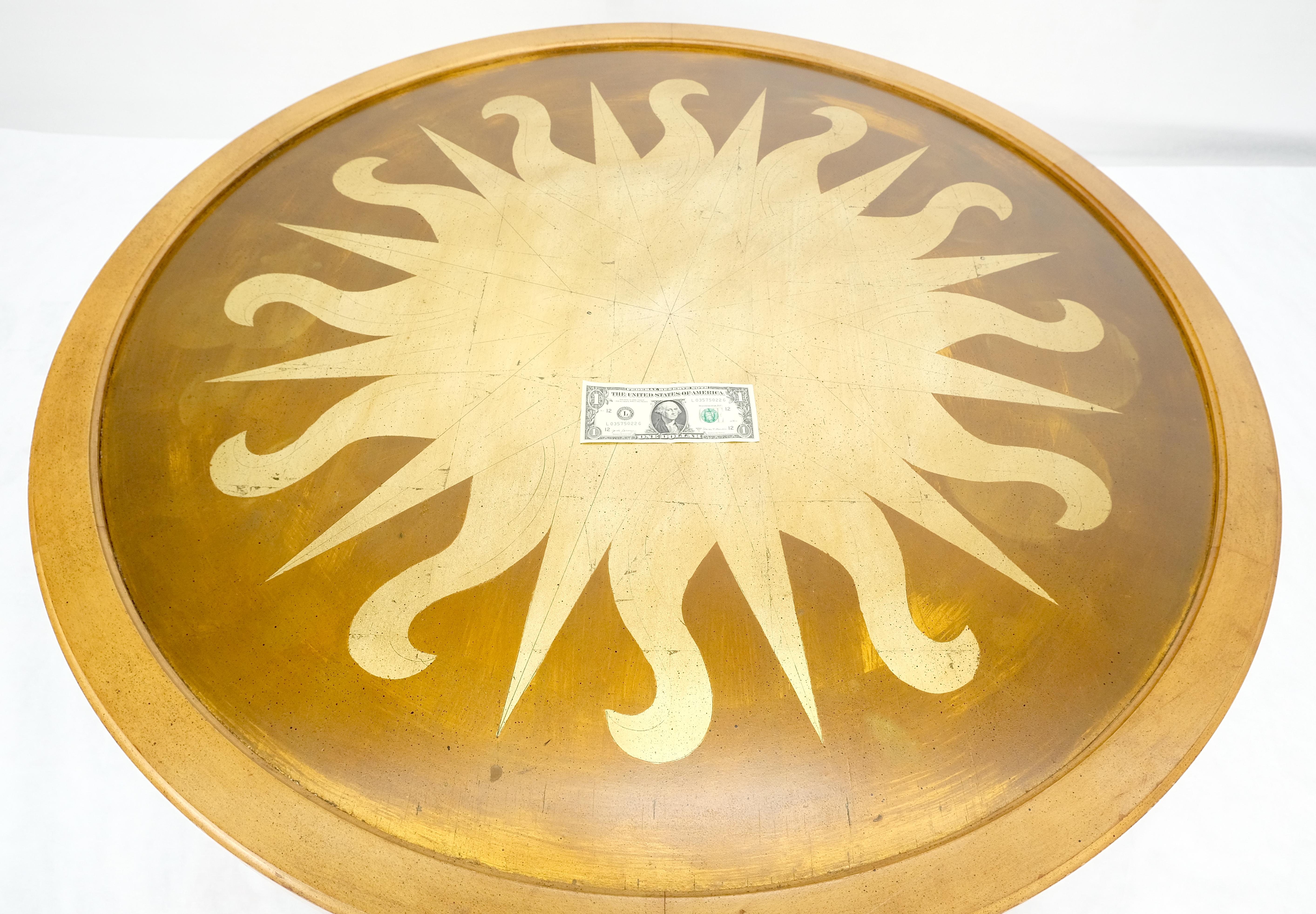 Table à café décorative ronde en faux bambou avec feuille d'or et thème de l'éclat de soleil MINT en vente 1