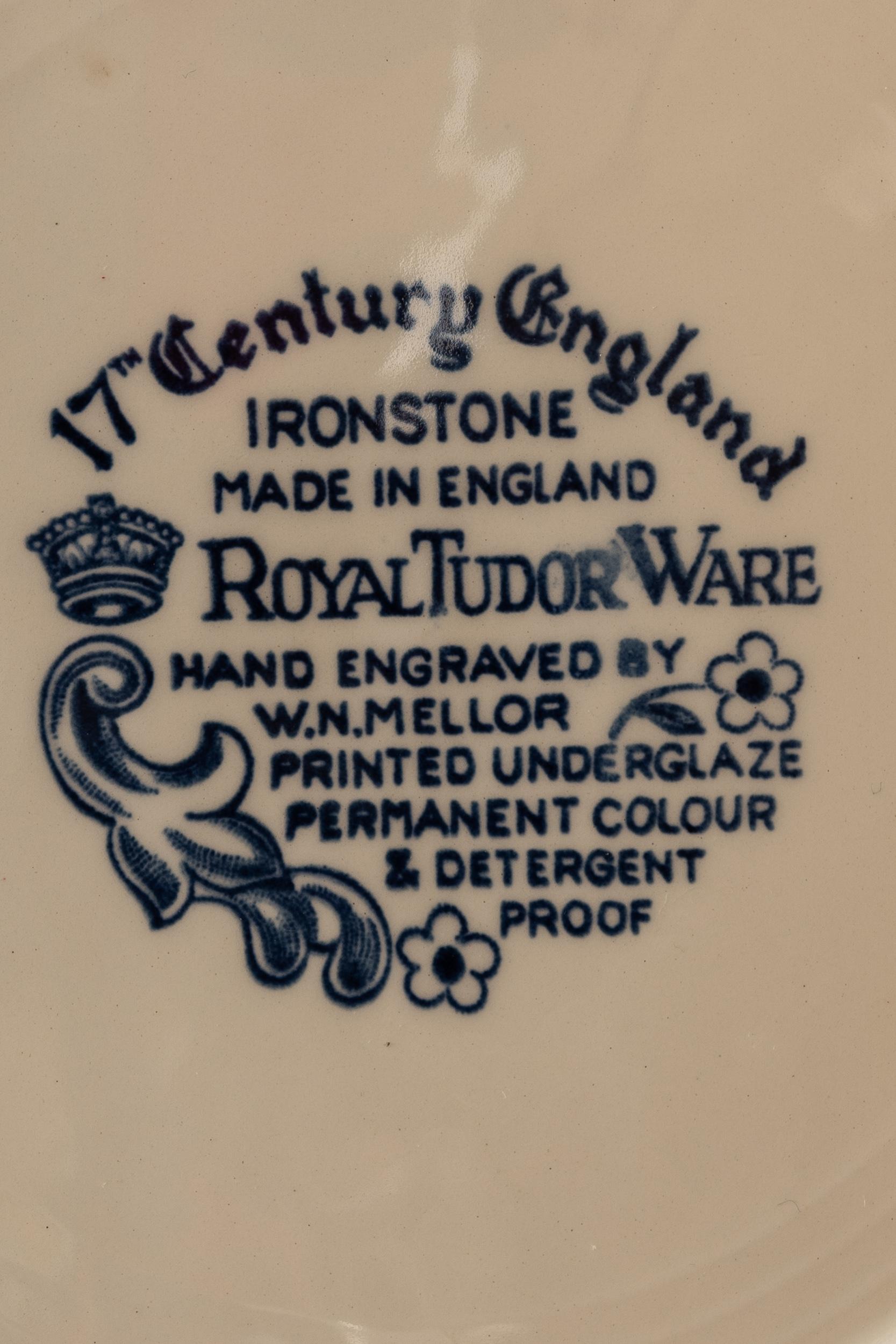 18th Century and Earlier Decorative Royal Tudorware Plate, England, Deep Blue Decorations, Hand Engraved
