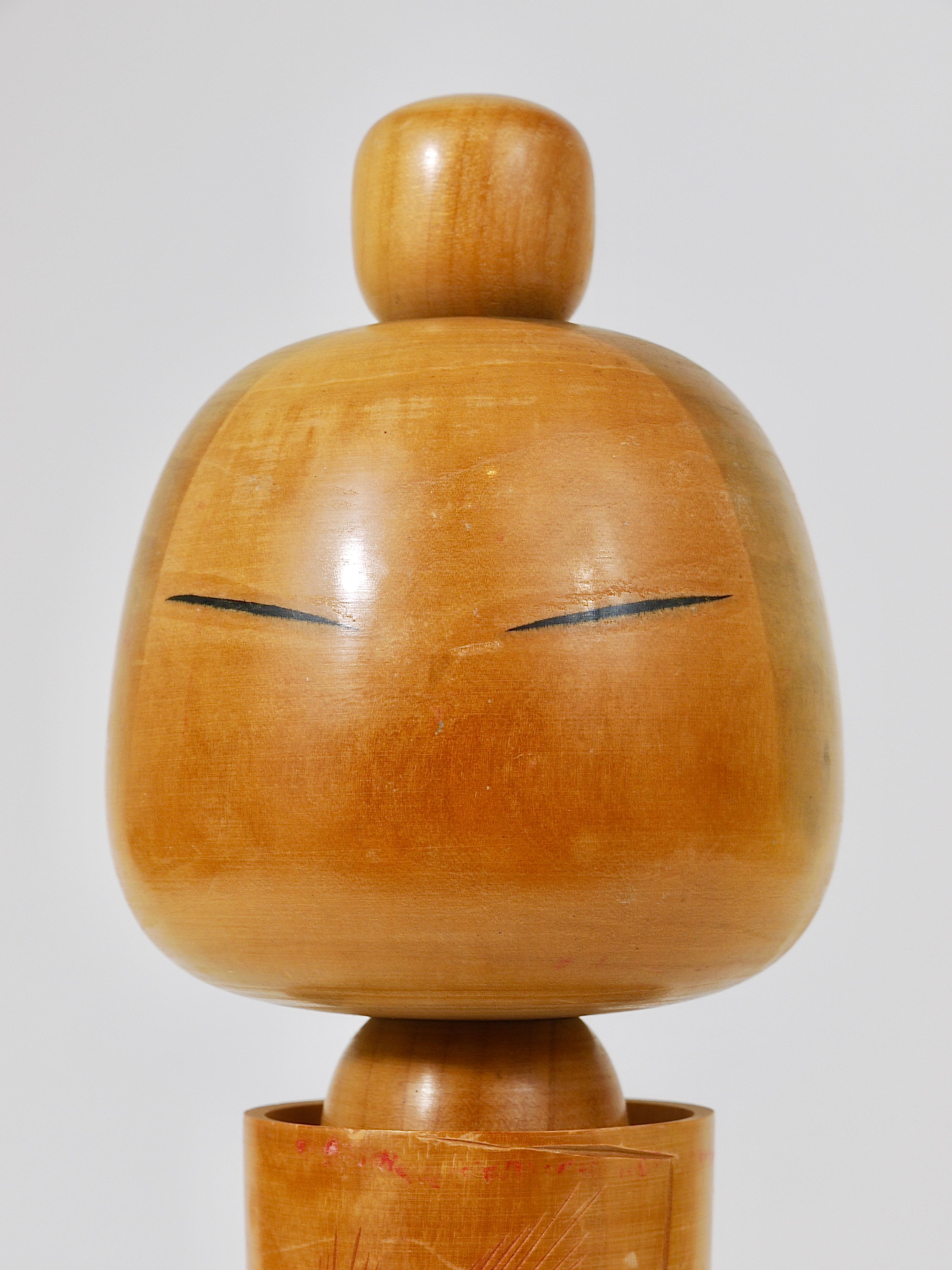 20th Century Decorative Sadao Kishi Kokeshi Doll Sculpture from Japan, Hand-Painted For Sale