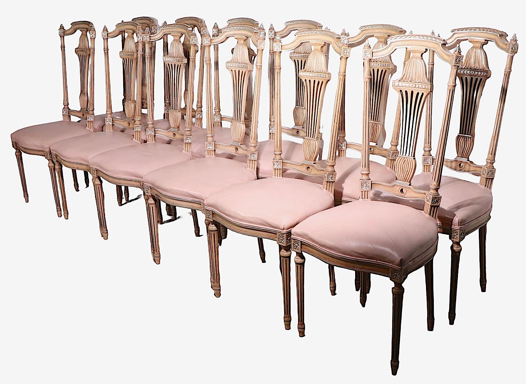 Decorative Set of 12 Italian Style Dining Chairs of Carved Wood and Leather For Sale 3