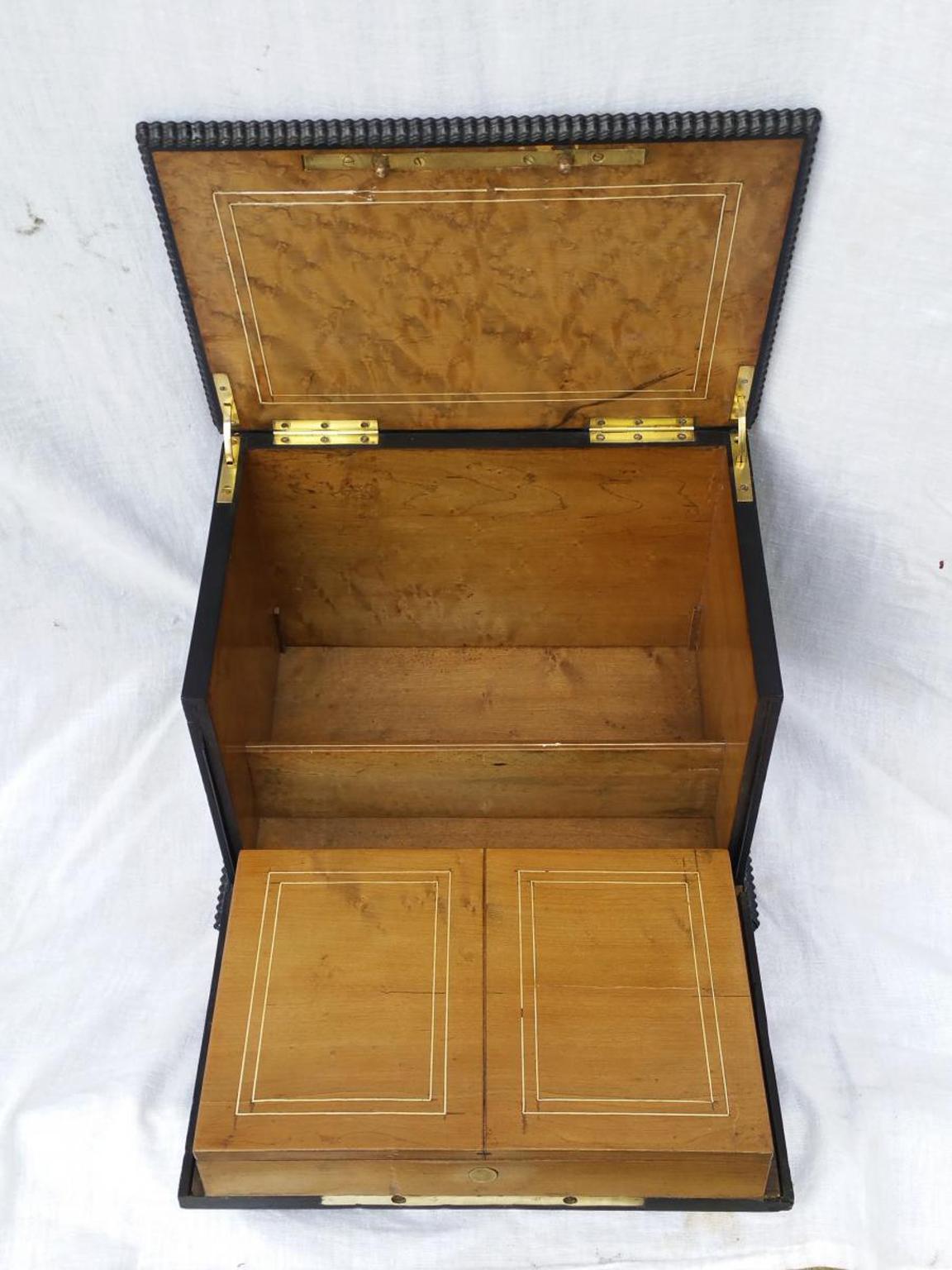Decorative Sewing Jewel Box in Boulle Marquetry Napoleon III, France 1870 In Good Condition In Paris, FR