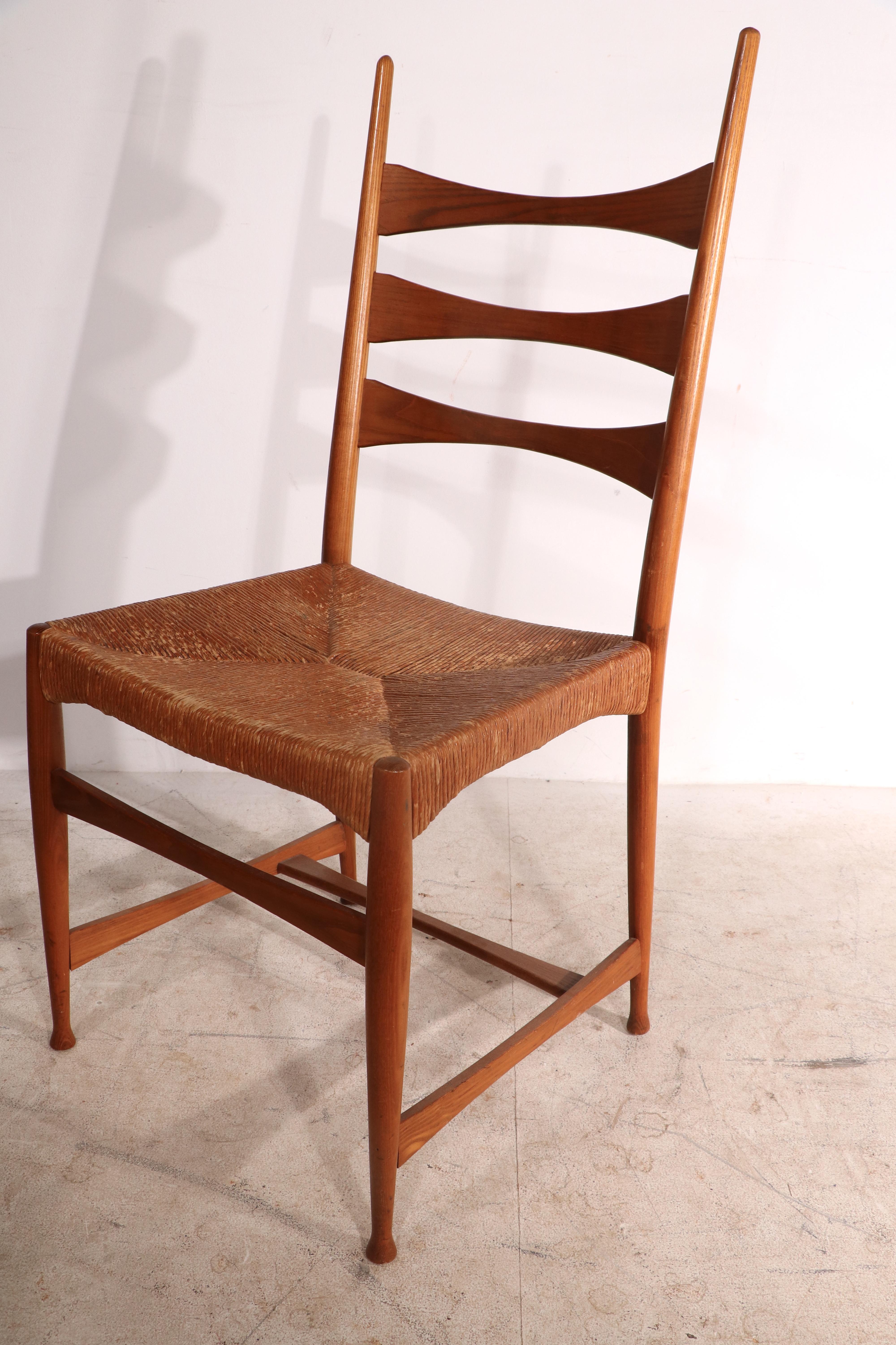 Decorative Side or Dining Chair by Paolo Buffa Made in Italy Ca. 1950’s In Good Condition For Sale In New York, NY